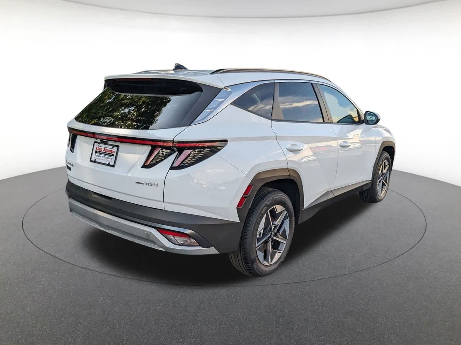 new 2025 Hyundai Tucson Hybrid car, priced at $37,715