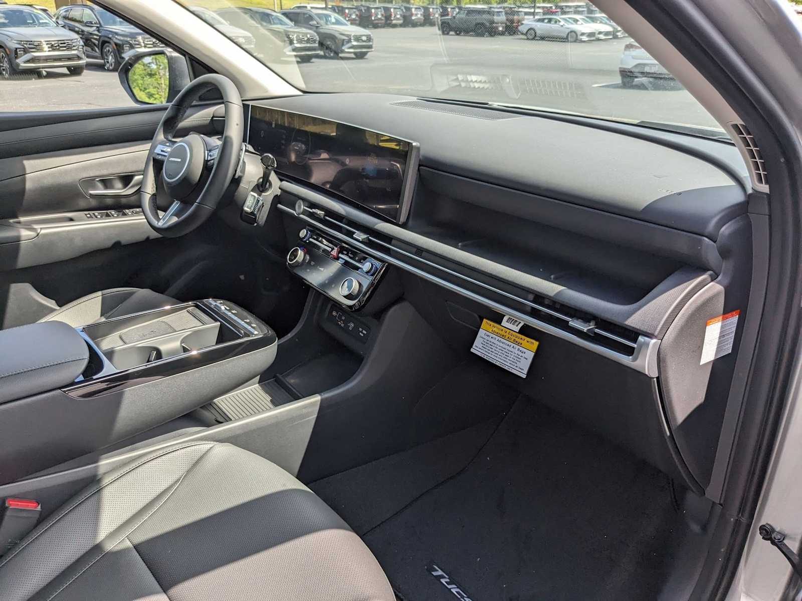 new 2025 Hyundai Tucson Hybrid car, priced at $37,163
