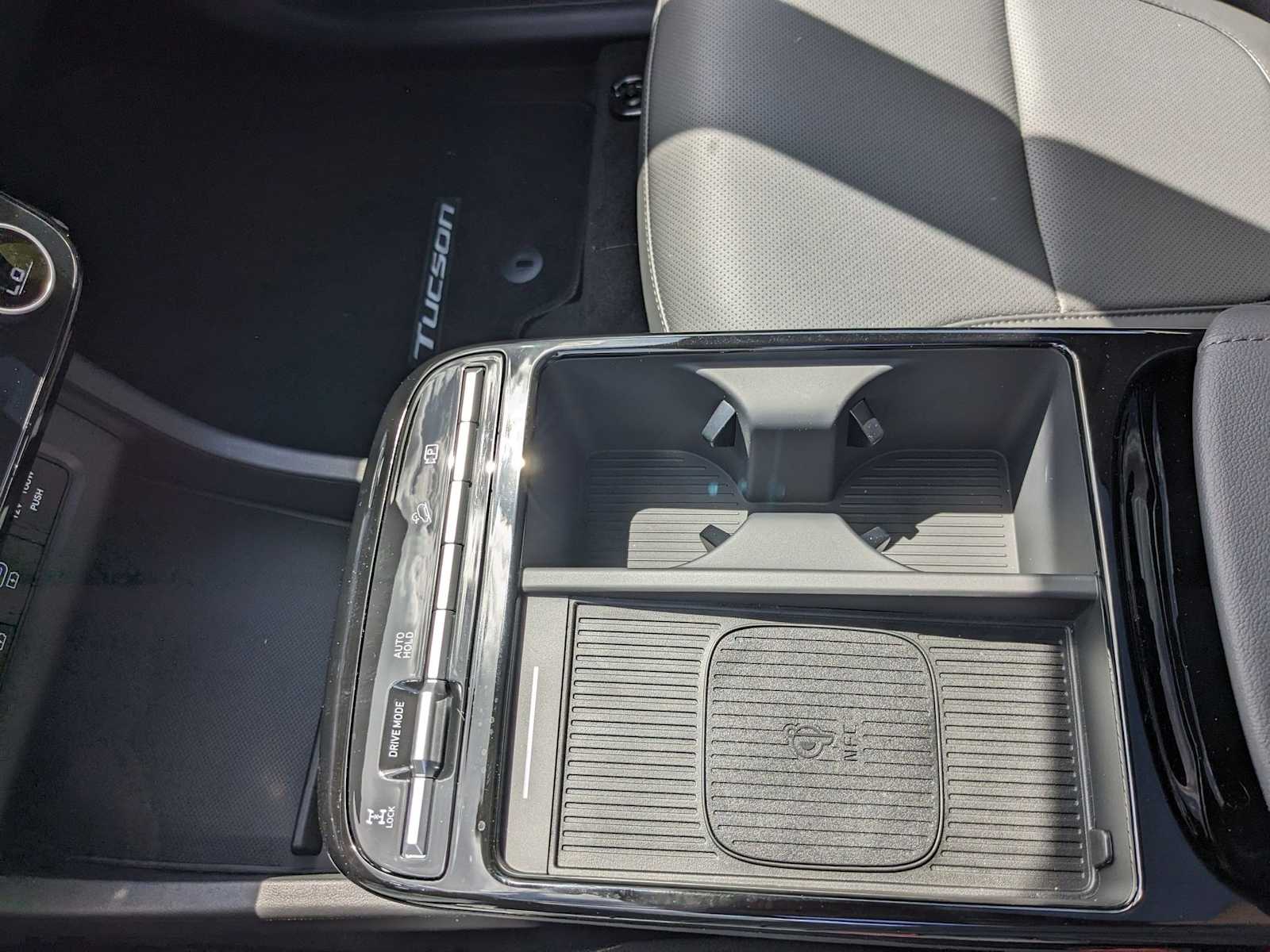 new 2025 Hyundai Tucson Hybrid car, priced at $37,163