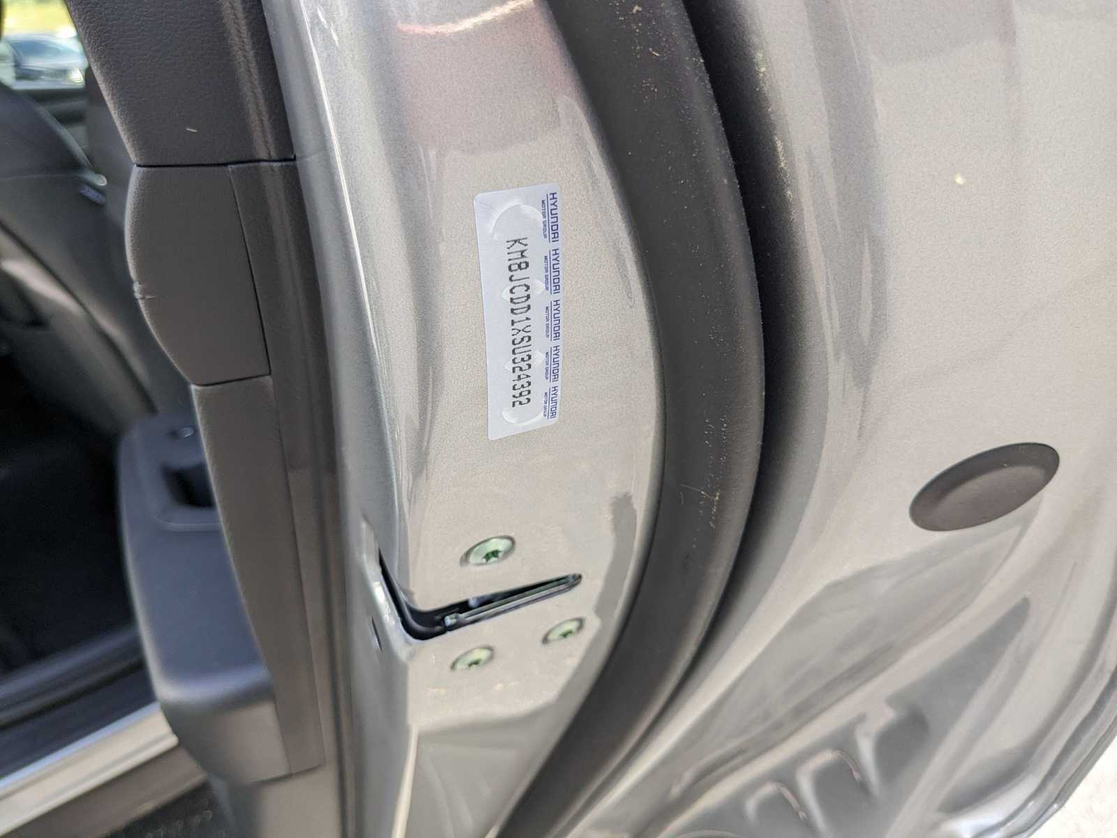 new 2025 Hyundai Tucson Hybrid car, priced at $37,163