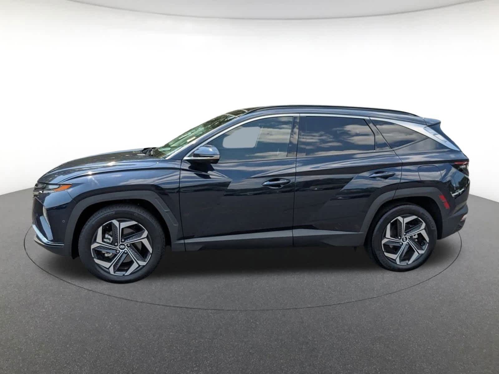 used 2023 Hyundai Tucson Hybrid car, priced at $32,274