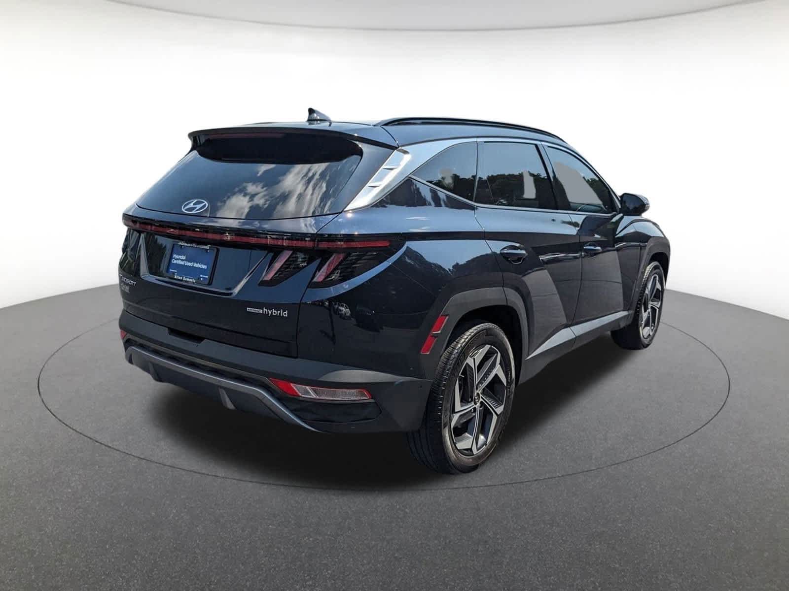 used 2023 Hyundai Tucson Hybrid car, priced at $32,274