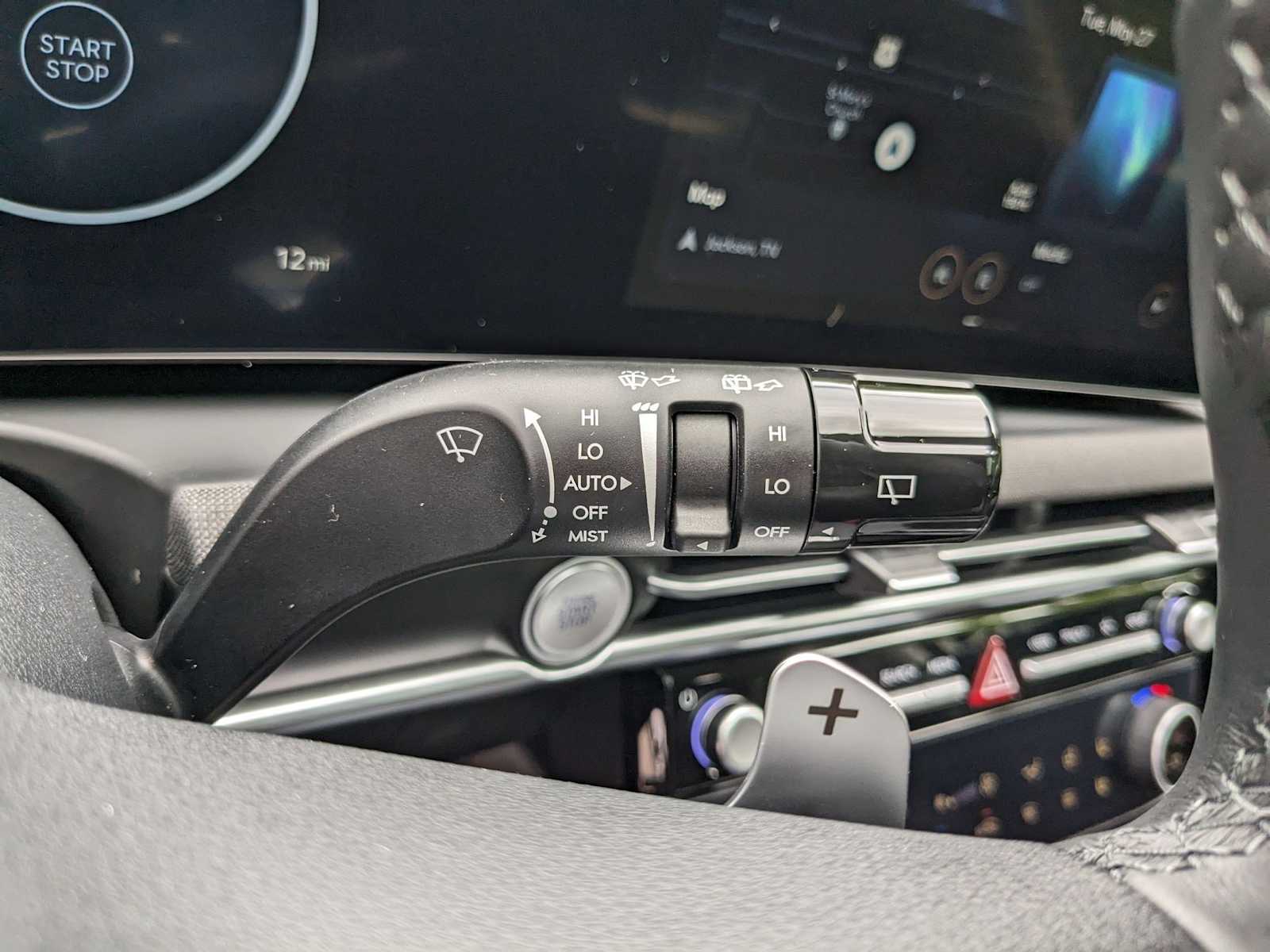 new 2025 Hyundai Tucson Hybrid car, priced at $43,385