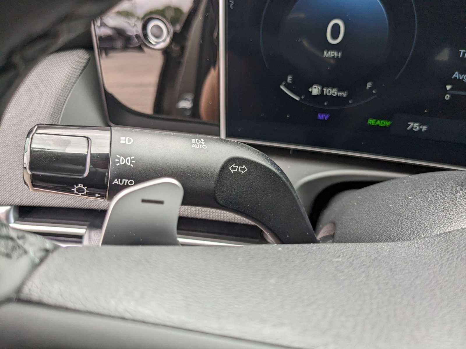 new 2025 Hyundai Tucson Hybrid car, priced at $43,385