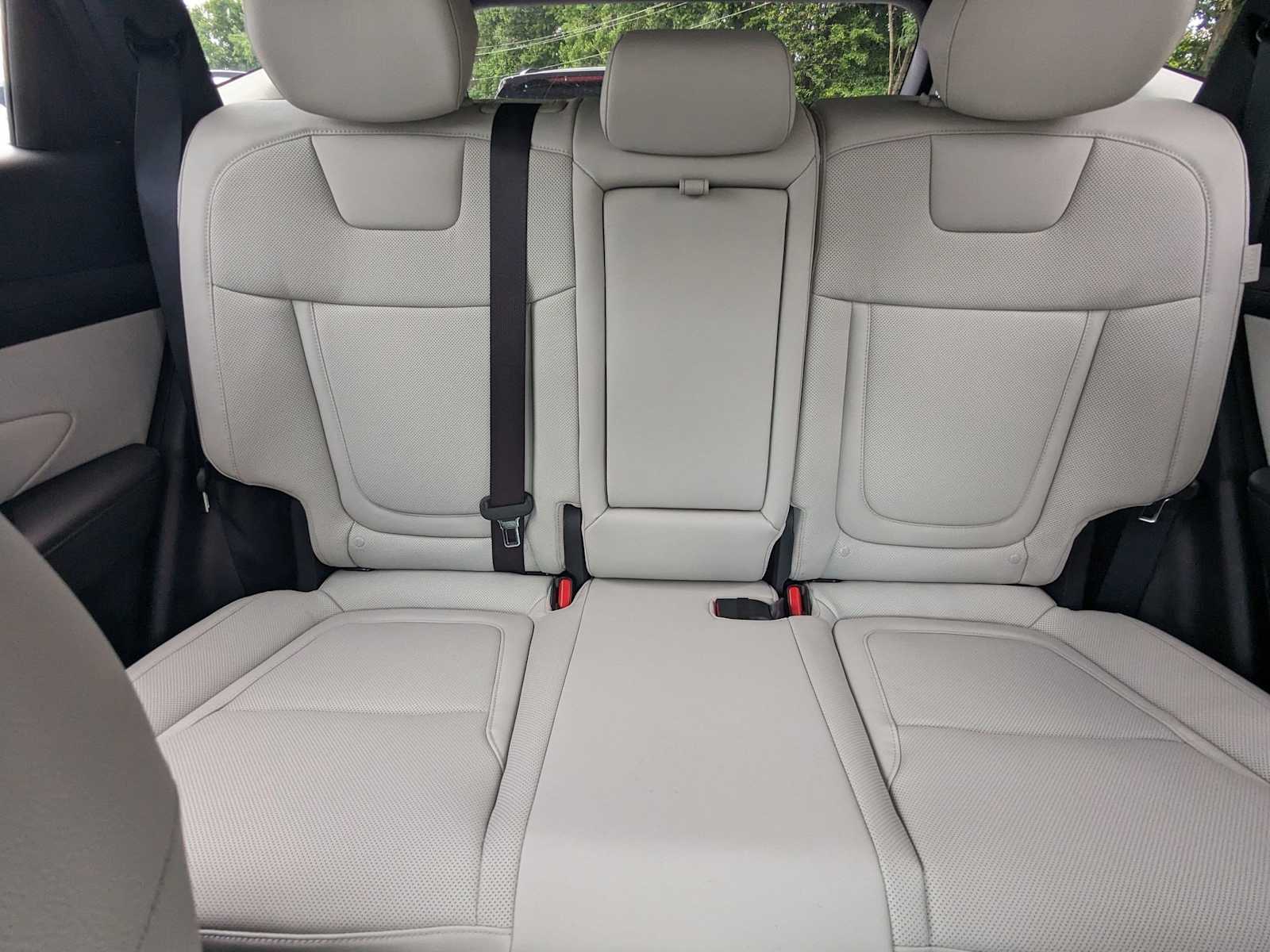 new 2025 Hyundai Tucson Hybrid car, priced at $43,830