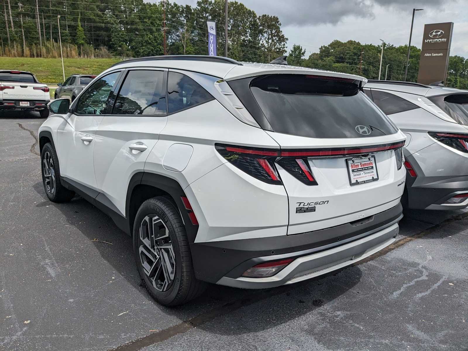 new 2025 Hyundai Tucson Hybrid car, priced at $43,830