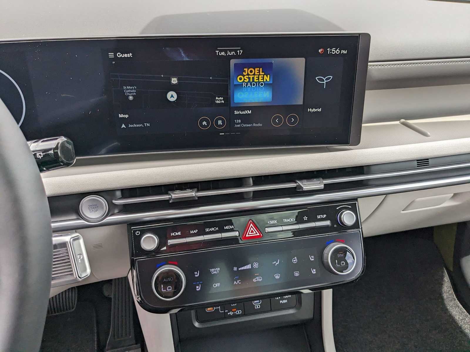 new 2025 Hyundai Tucson Hybrid car, priced at $43,830