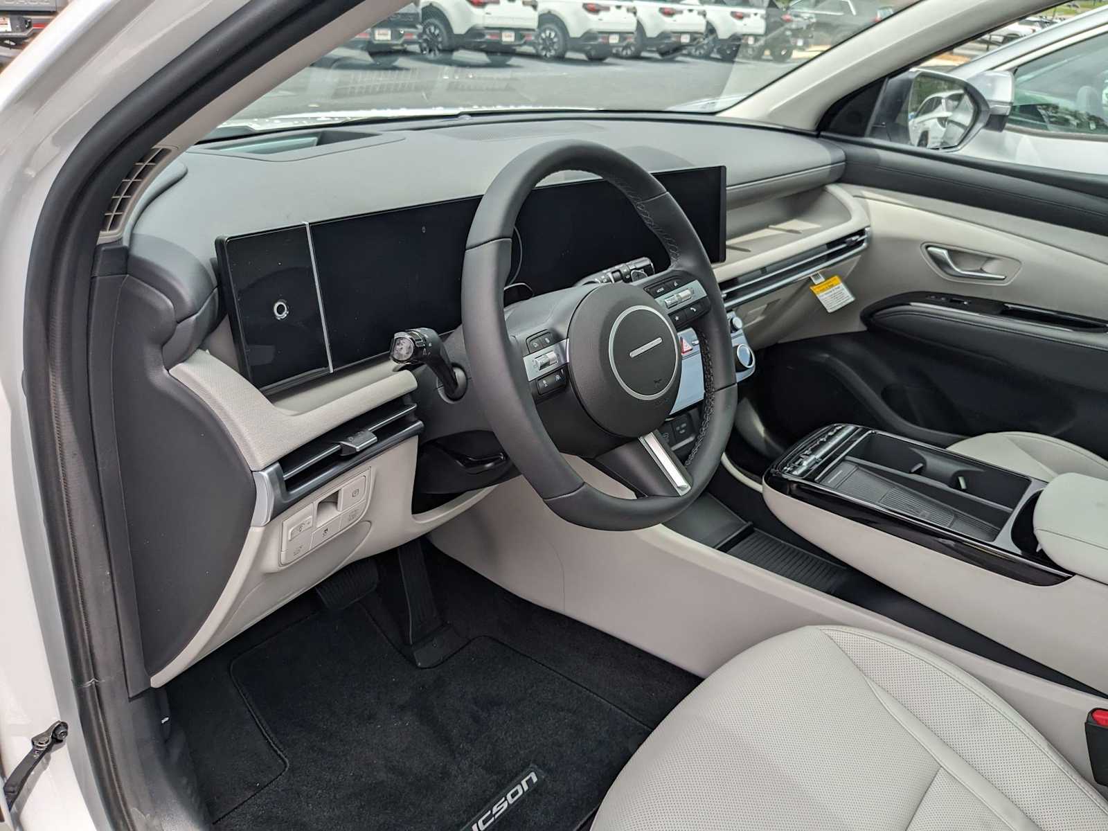 new 2025 Hyundai Tucson Hybrid car, priced at $43,830