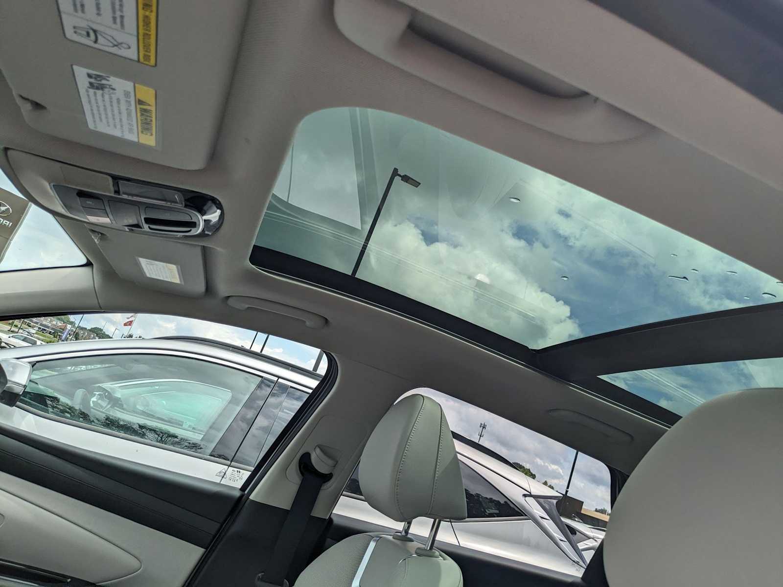 new 2025 Hyundai Tucson Hybrid car, priced at $43,830