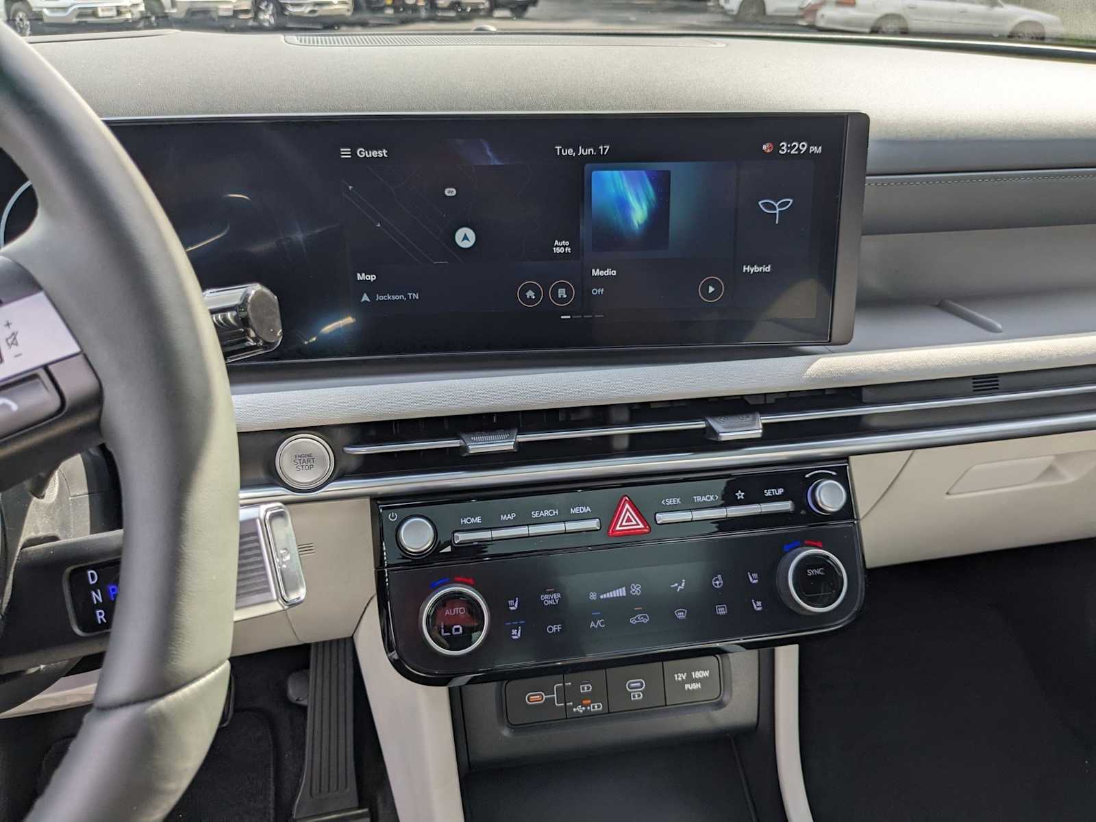 new 2025 Hyundai Tucson Hybrid car, priced at $43,885