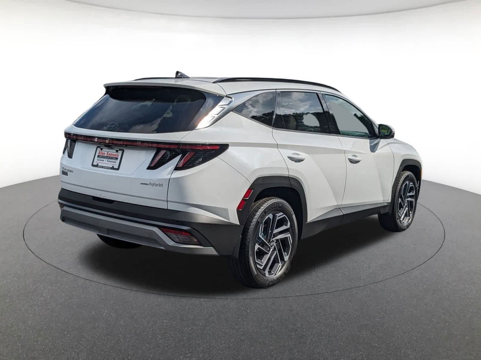 new 2025 Hyundai Tucson Hybrid car, priced at $43,885