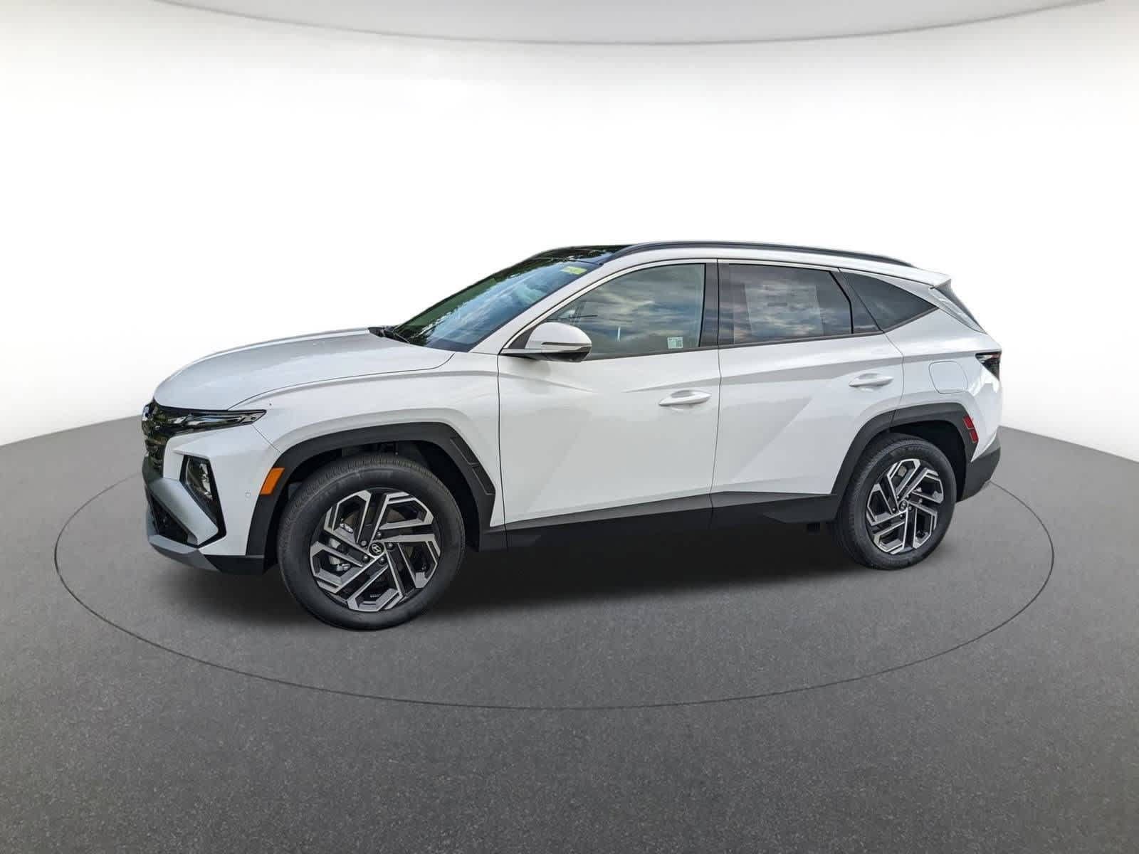 new 2025 Hyundai Tucson Hybrid car, priced at $43,830