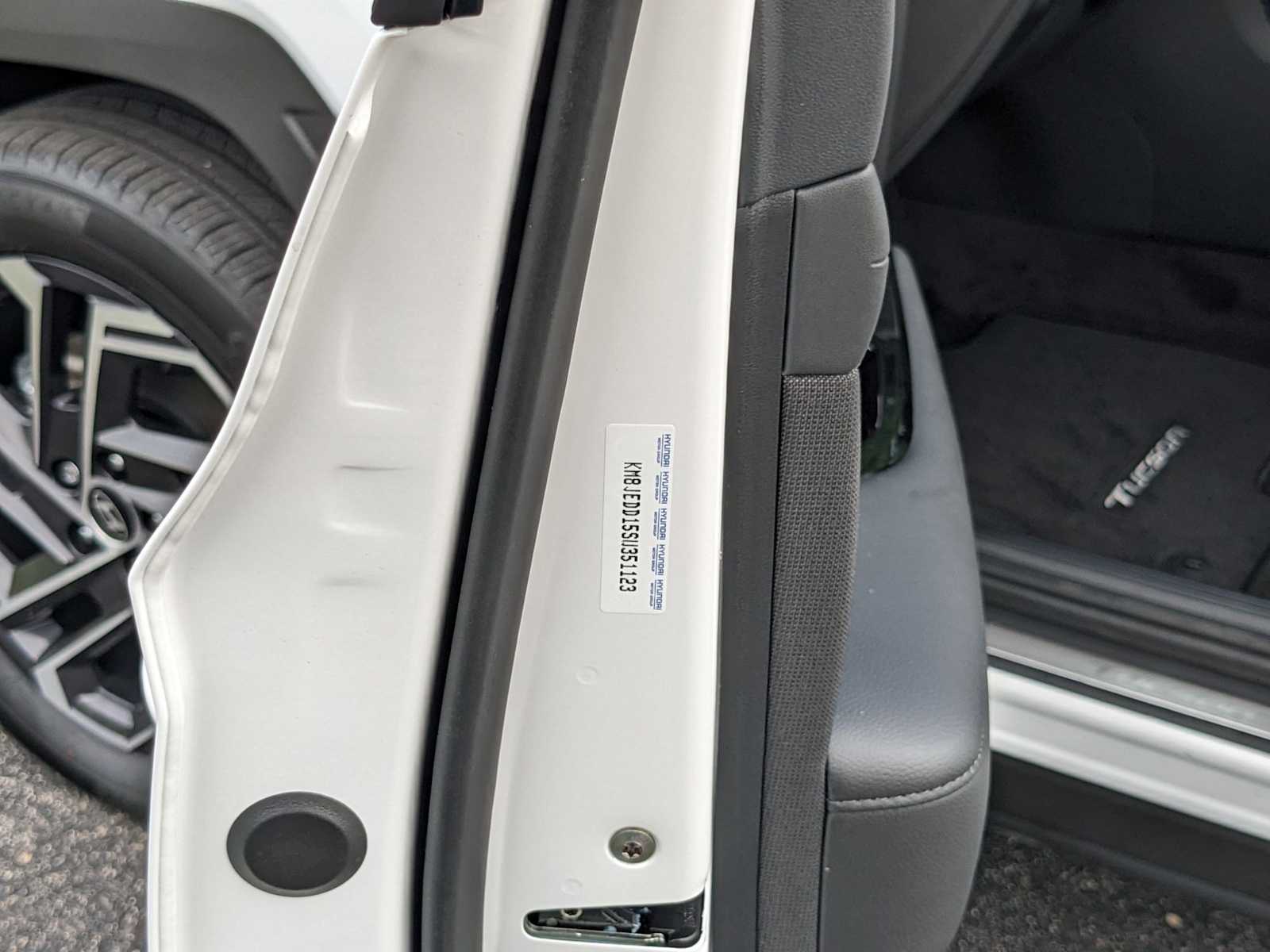 new 2025 Hyundai Tucson Hybrid car, priced at $43,830