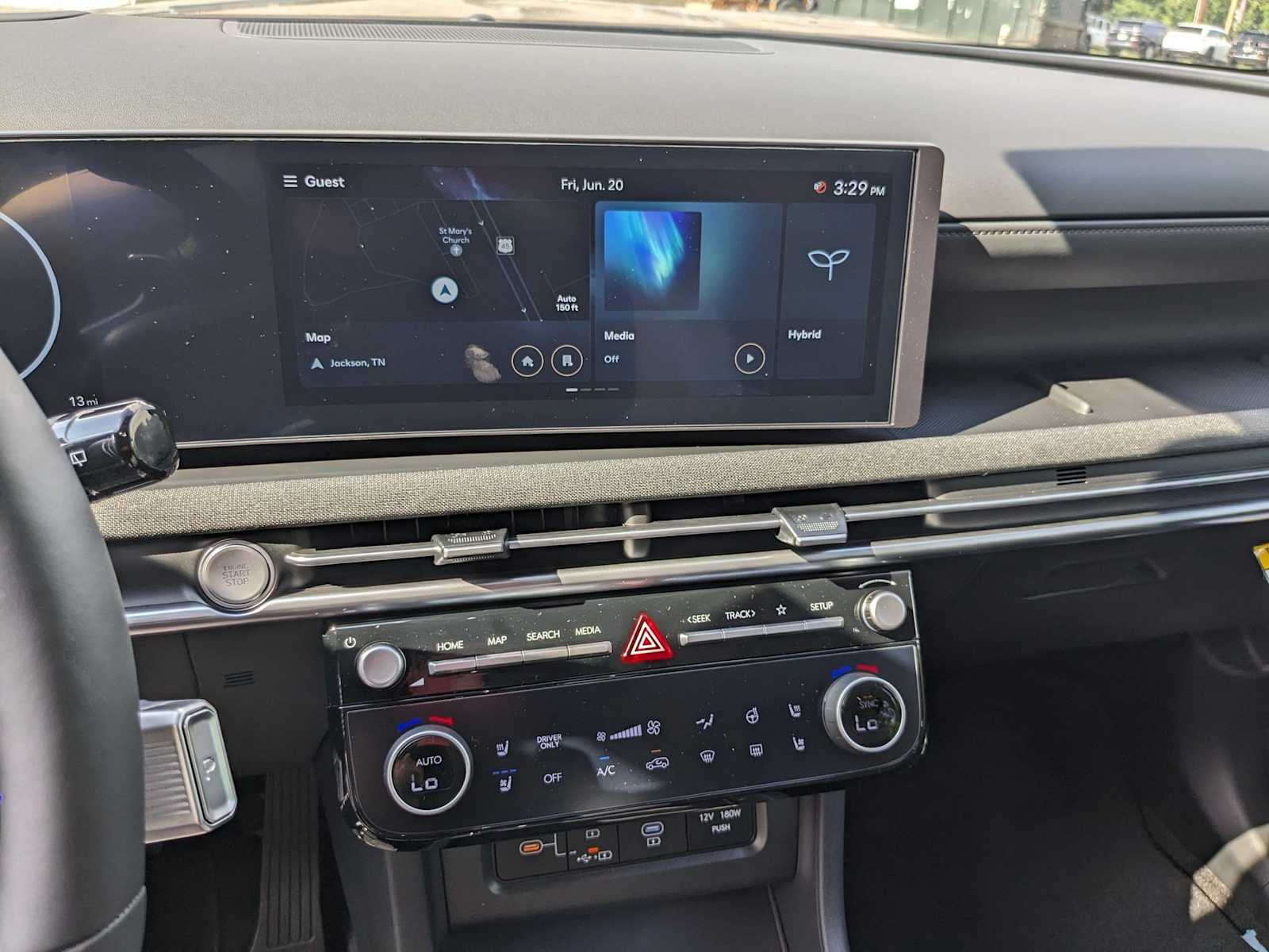 new 2025 Hyundai Tucson Hybrid car, priced at $43,830