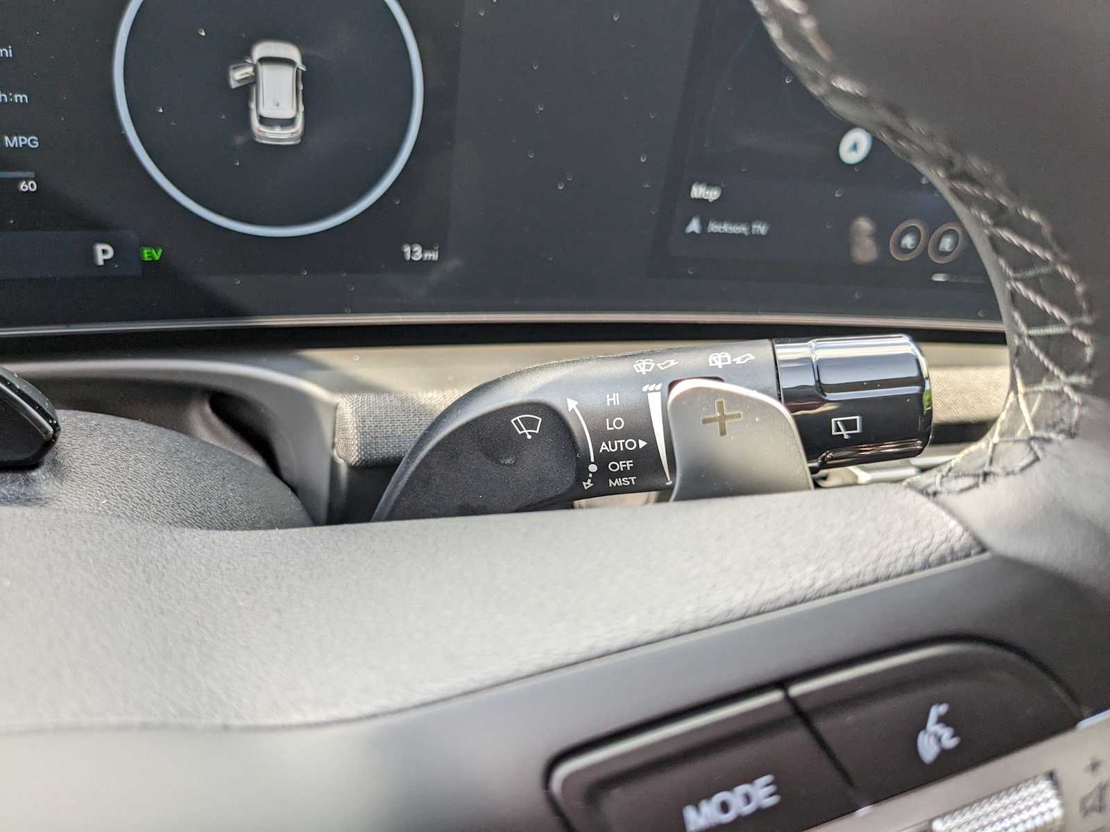new 2025 Hyundai Tucson Hybrid car, priced at $43,830