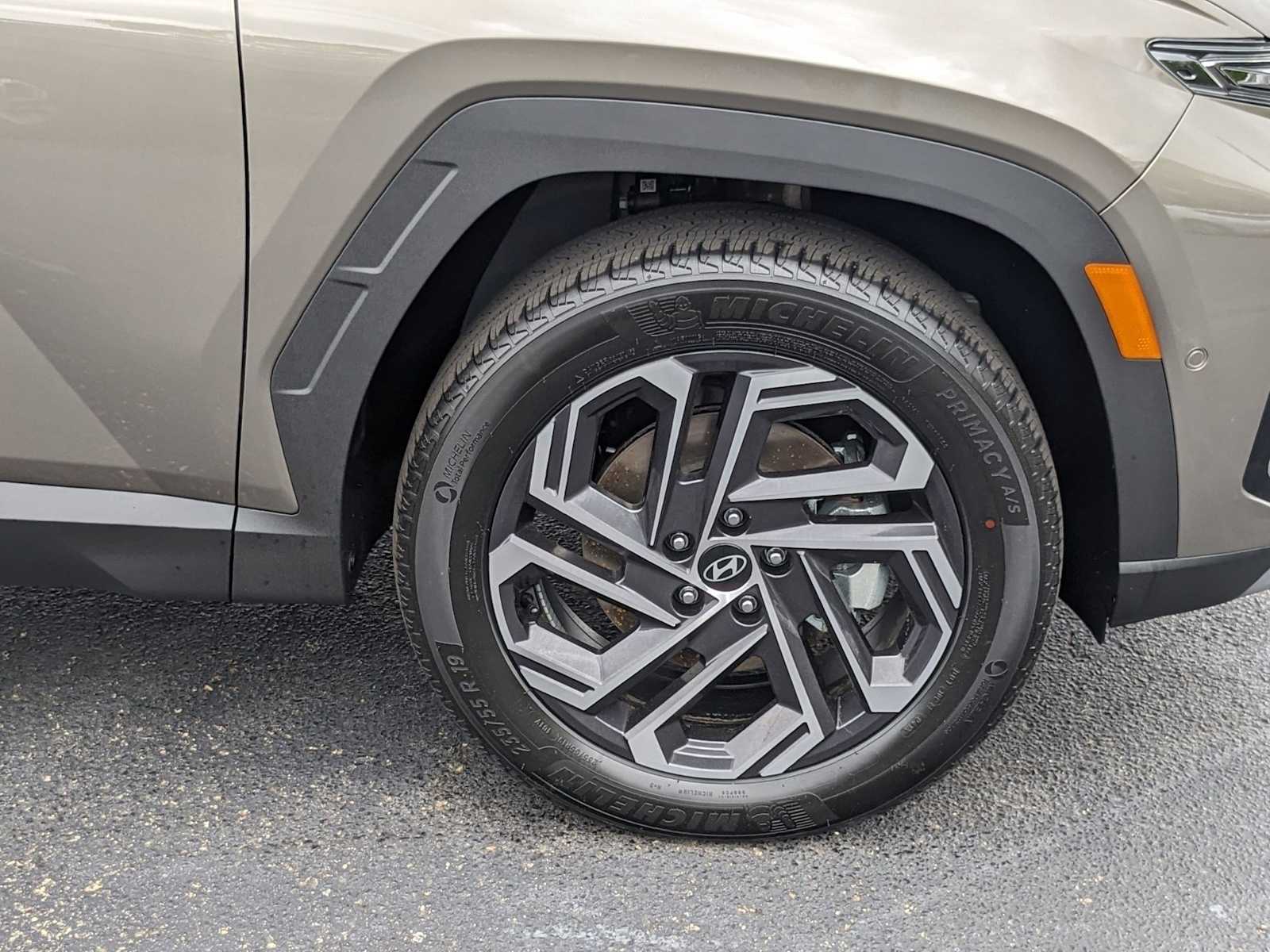 new 2025 Hyundai Tucson Hybrid car, priced at $41,956