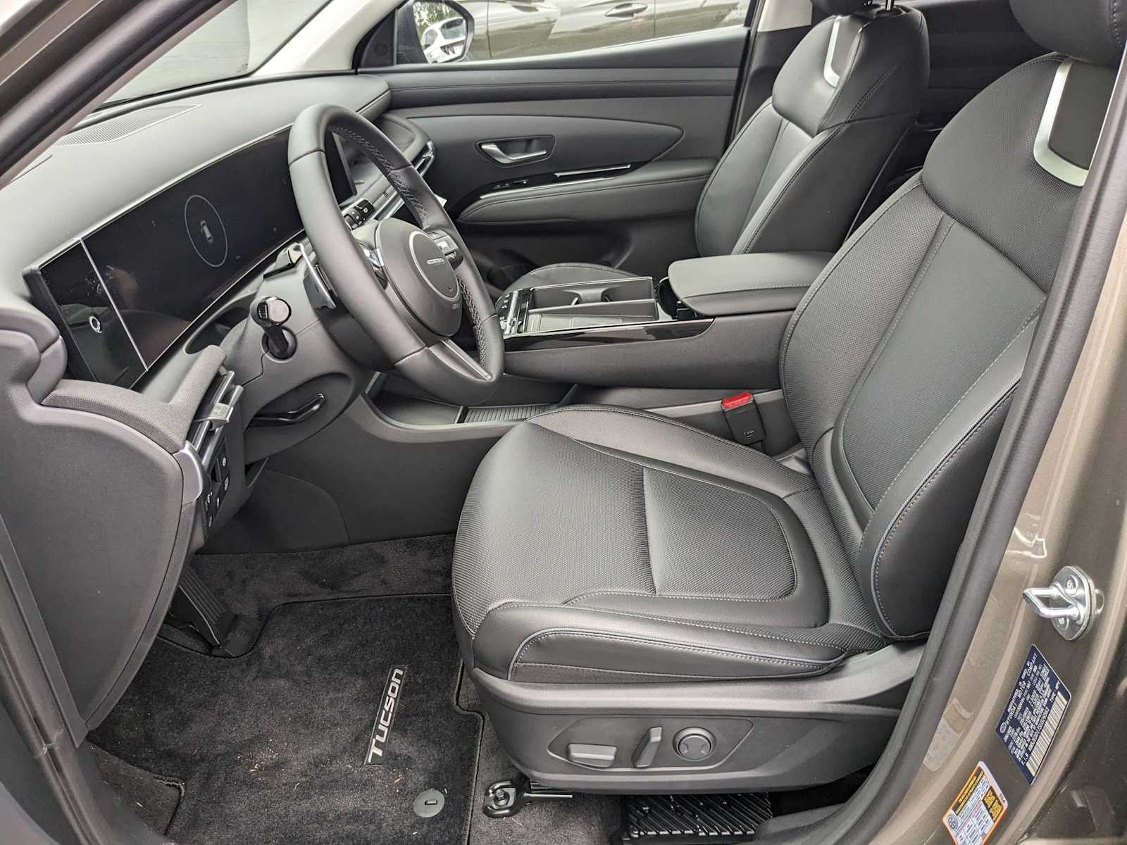 new 2025 Hyundai Tucson Hybrid car, priced at $41,956