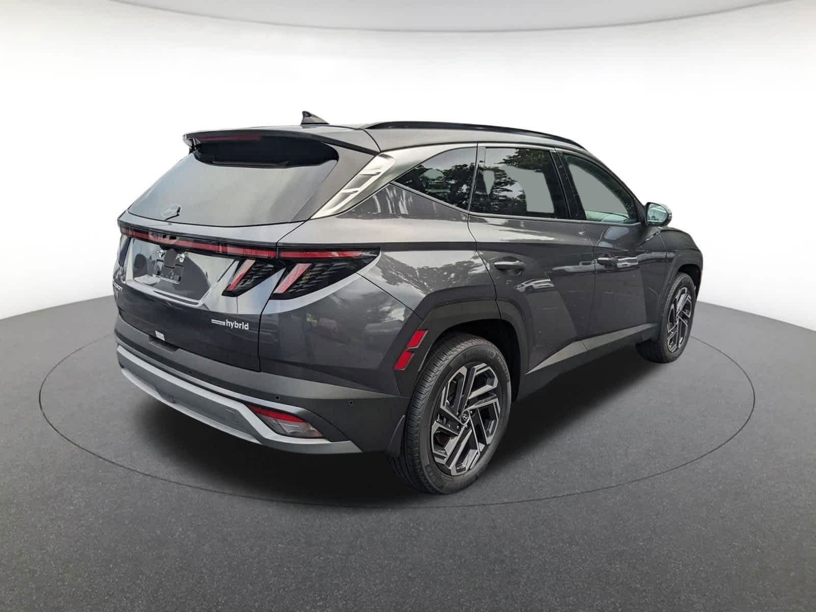 new 2025 Hyundai Tucson Hybrid car, priced at $43,350