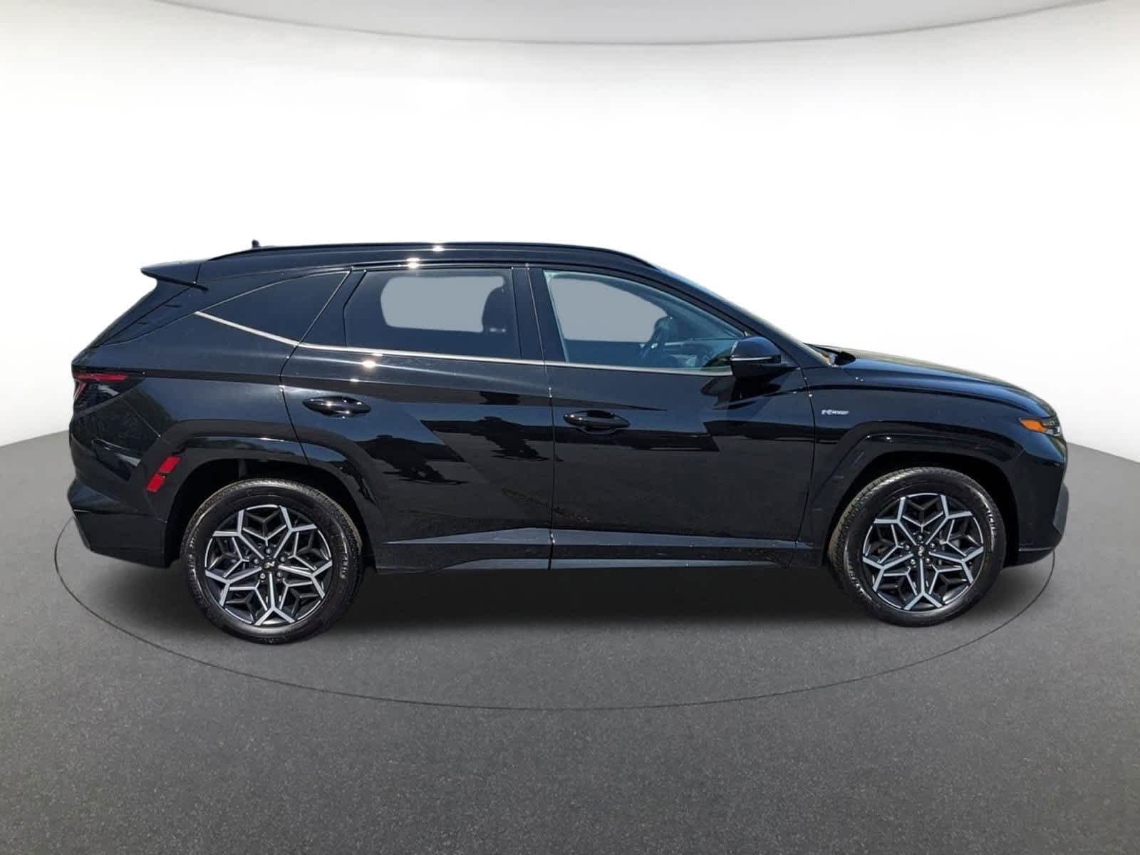 used 2024 Hyundai Tucson Hybrid car, priced at $30,397