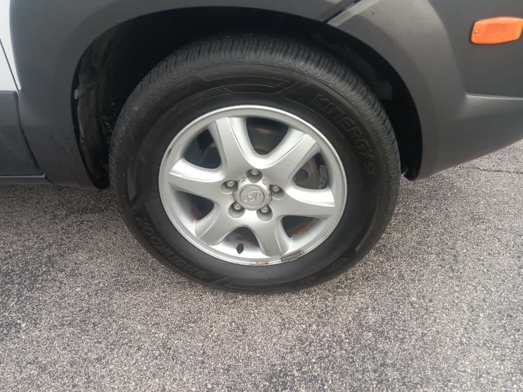 used 2005 Hyundai Tucson car, priced at $5,900