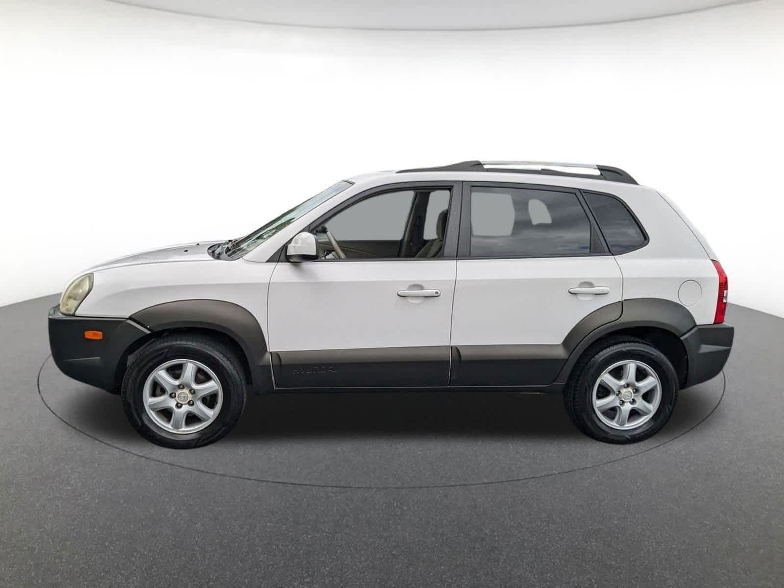 used 2005 Hyundai Tucson car, priced at $5,900
