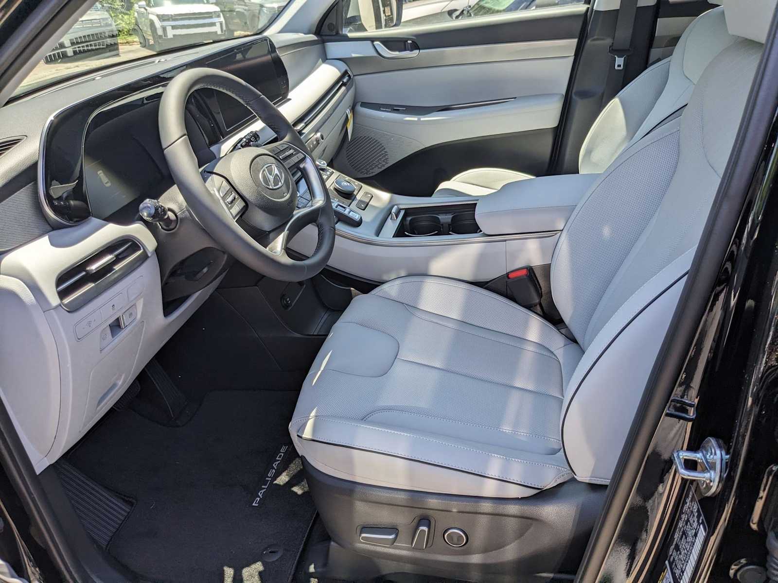 new 2025 Hyundai Palisade car, priced at $40,659