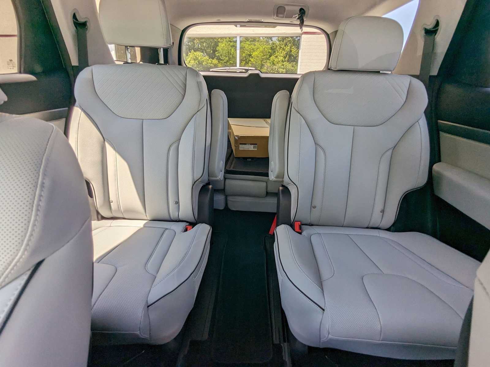 new 2025 Hyundai Palisade car, priced at $40,659