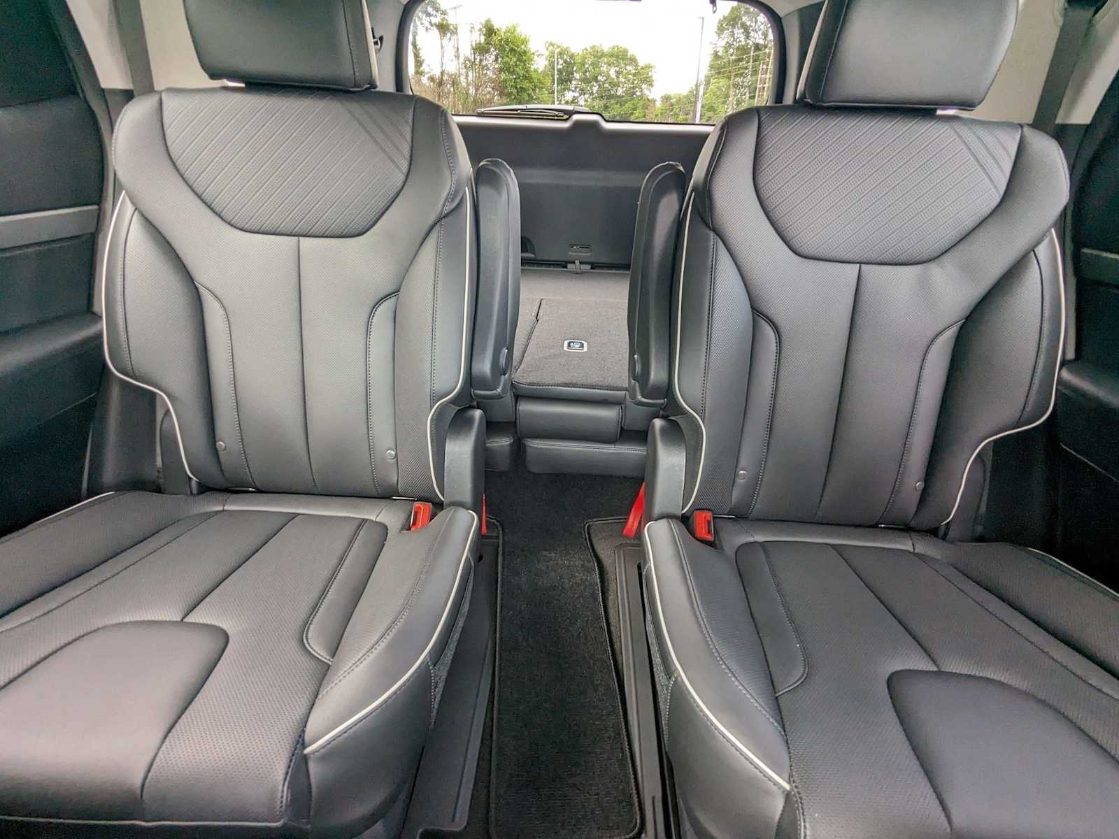 new 2025 Hyundai Palisade car, priced at $42,325