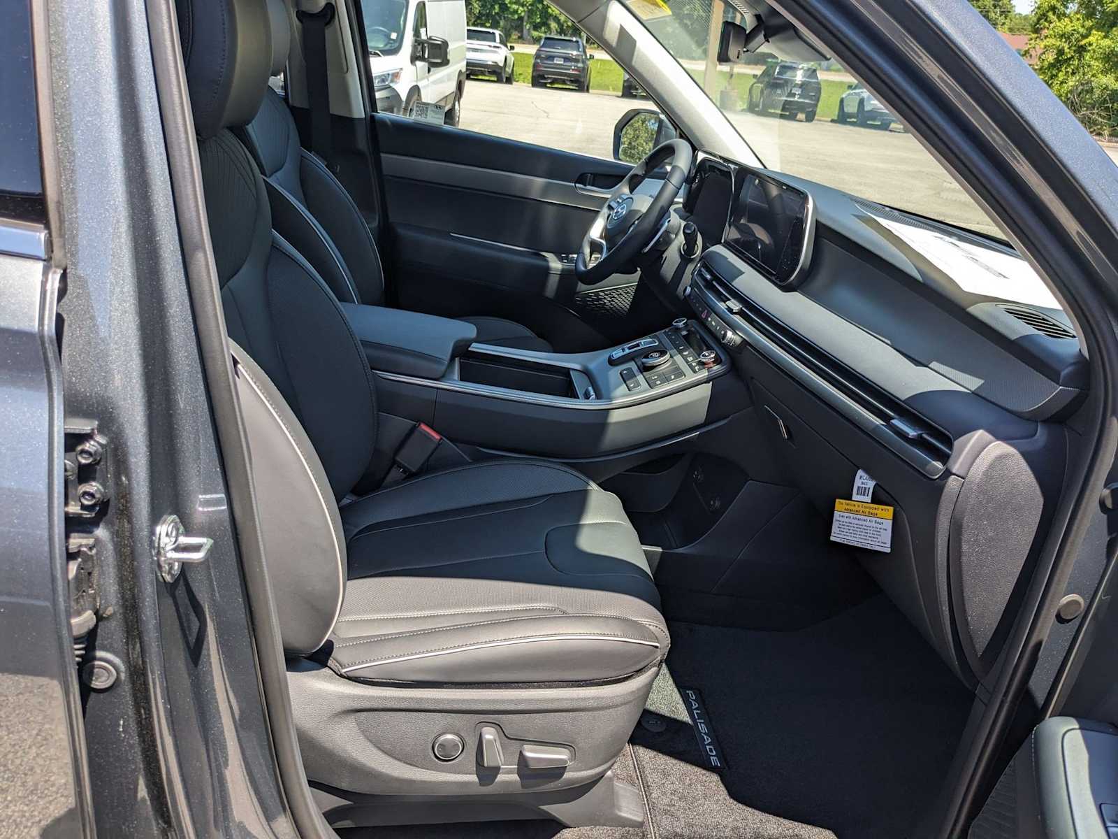 new 2025 Hyundai Palisade car, priced at $43,305