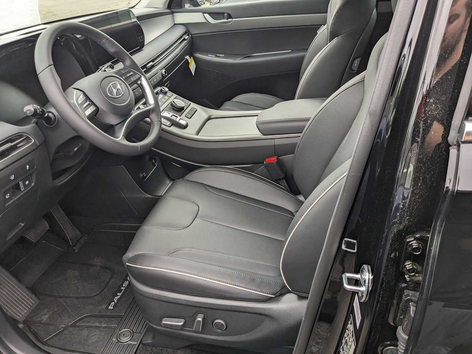new 2025 Hyundai Palisade car, priced at $45,263