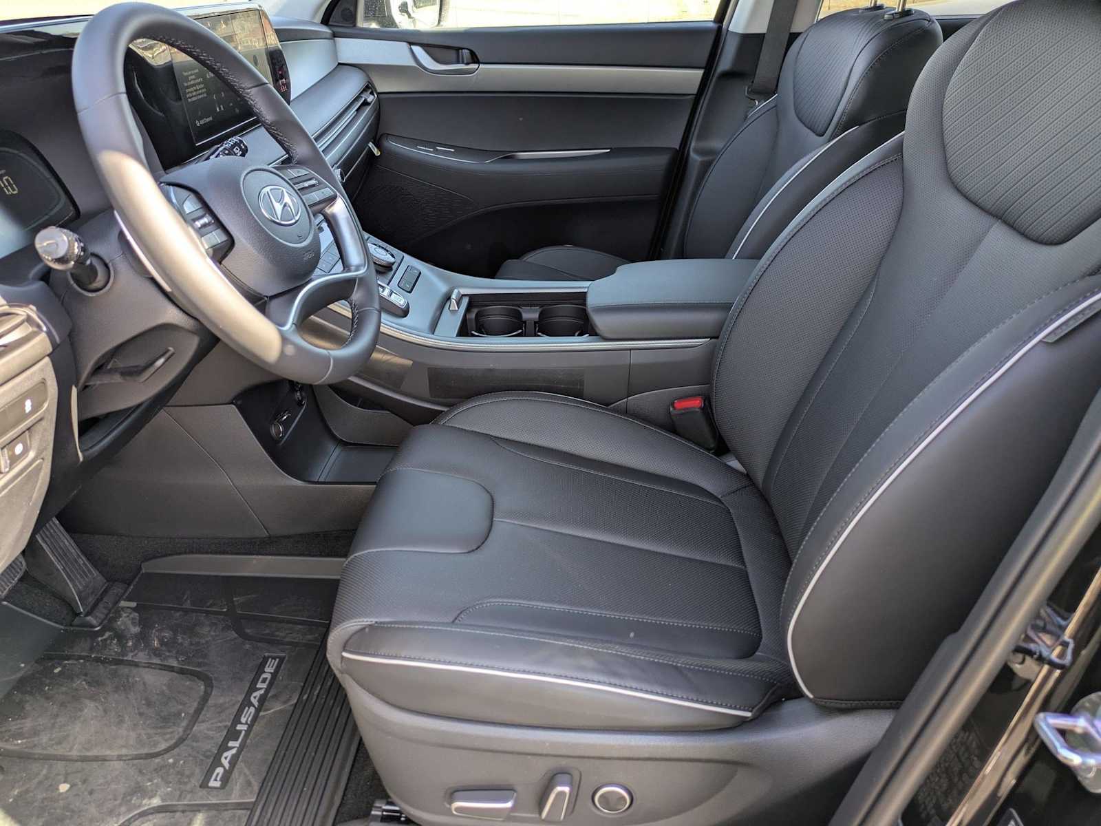 new 2025 Hyundai Palisade car, priced at $45,326