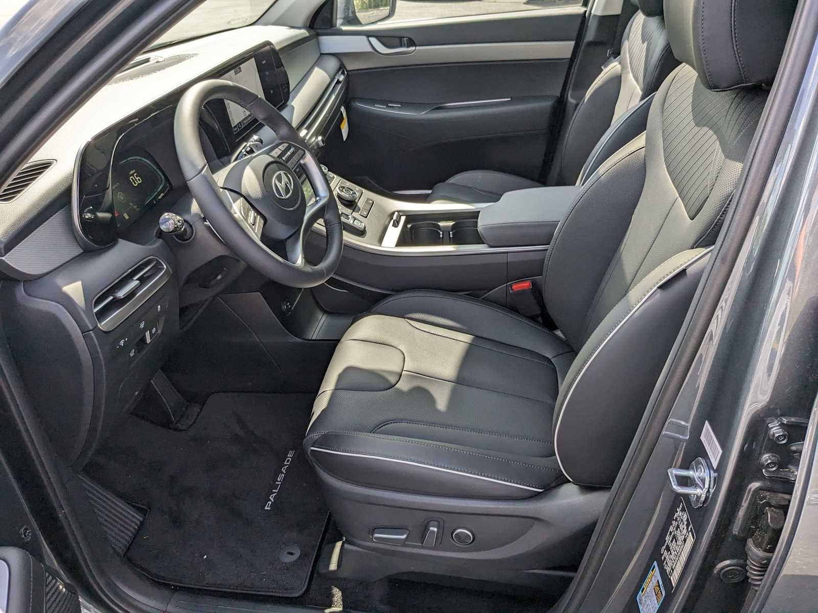 new 2025 Hyundai Palisade car, priced at $45,246
