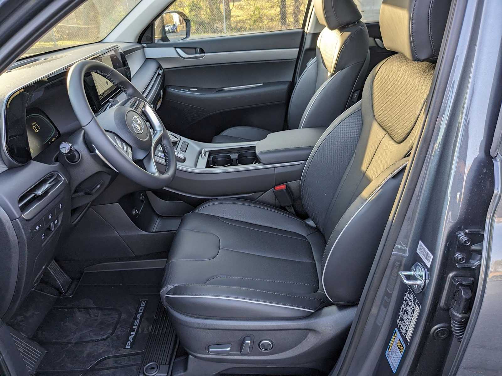 new 2025 Hyundai Palisade car, priced at $45,379