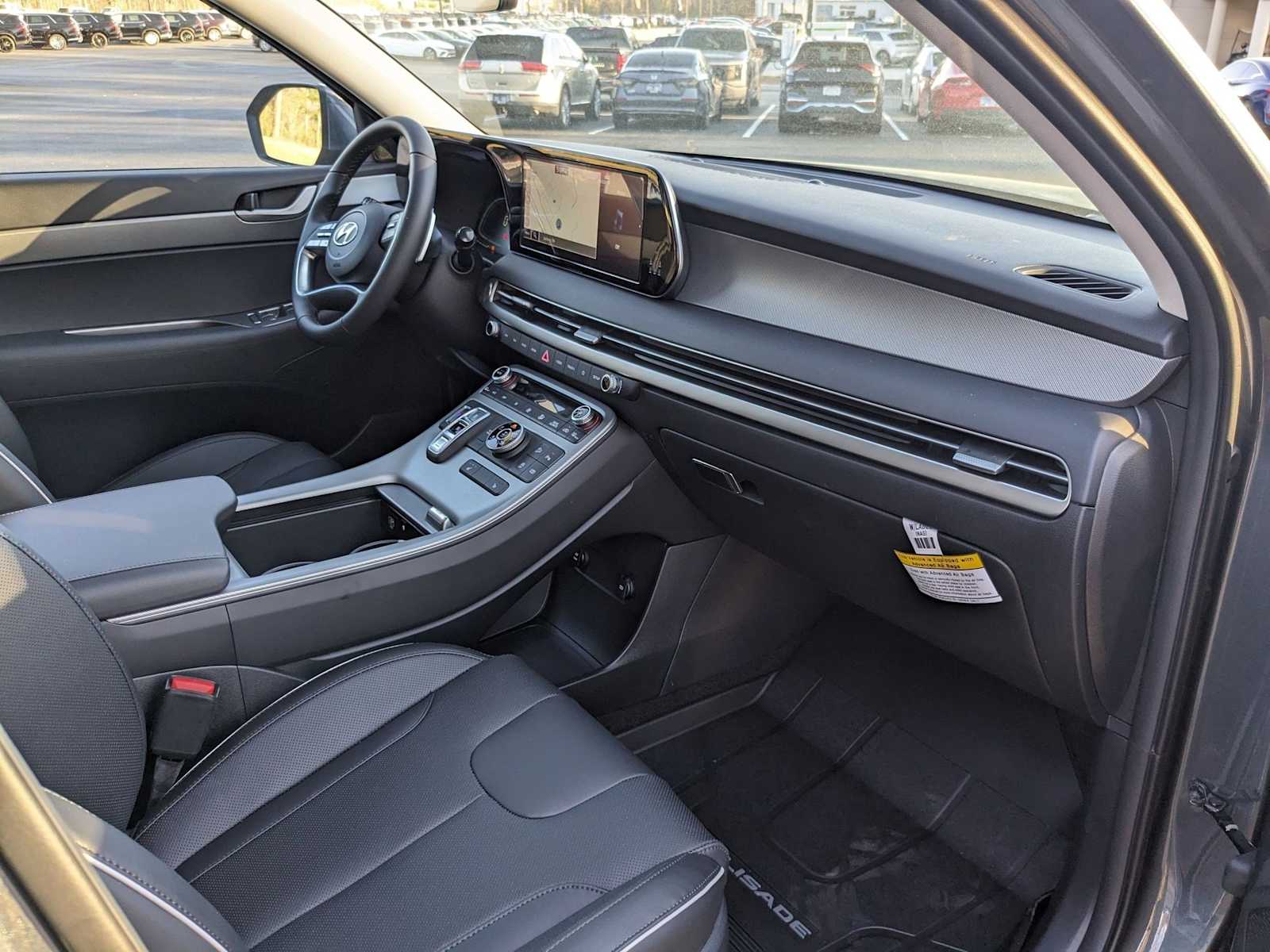 new 2025 Hyundai Palisade car, priced at $45,379