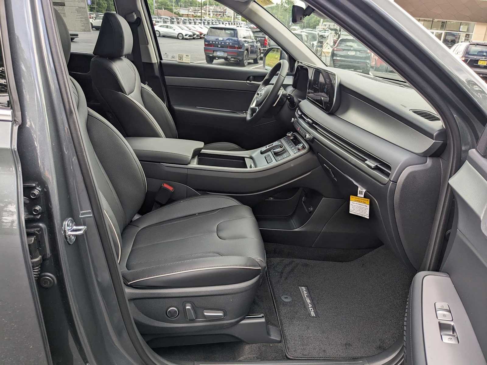 new 2025 Hyundai Palisade car, priced at $45,394