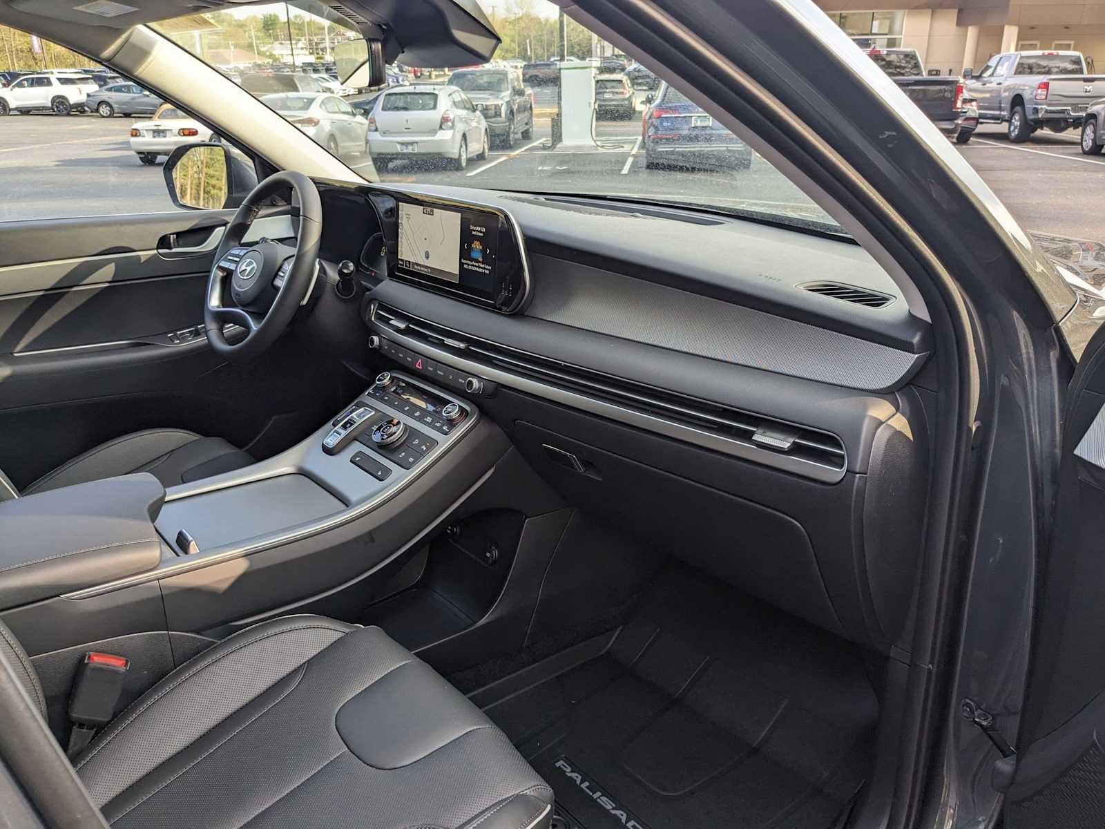 new 2025 Hyundai Palisade car, priced at $45,204
