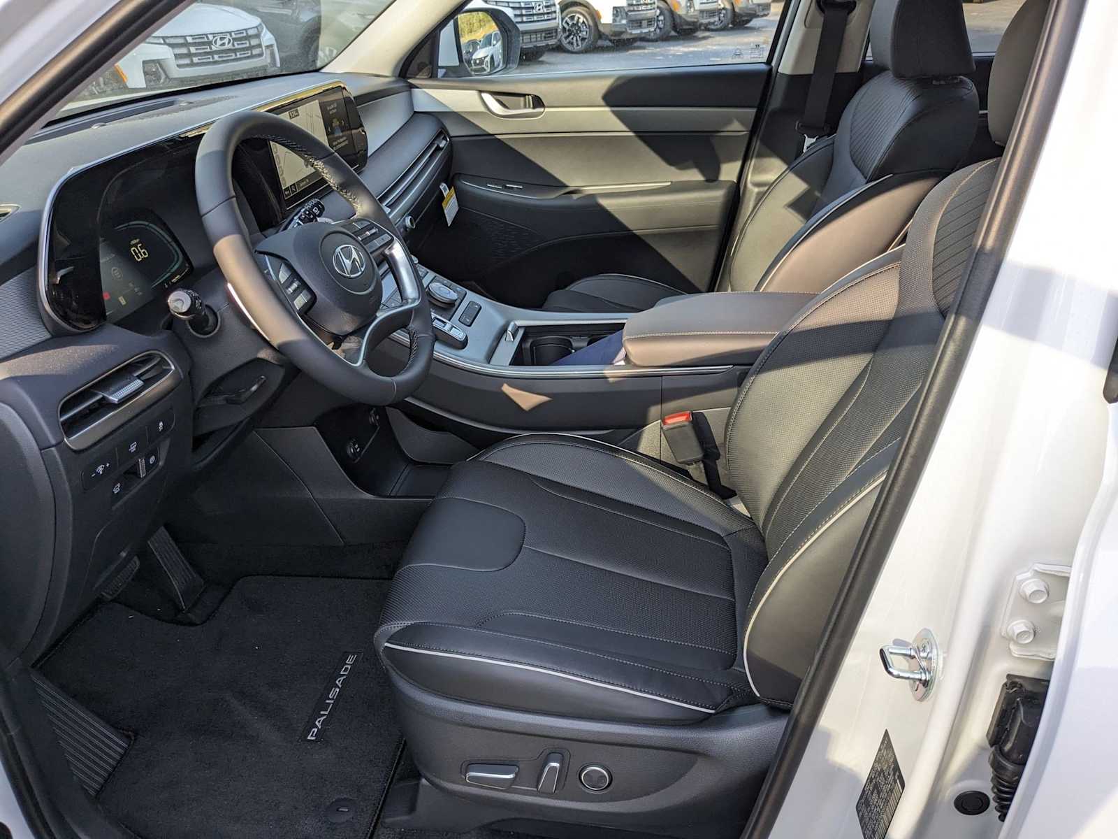 new 2025 Hyundai Palisade car, priced at $45,682
