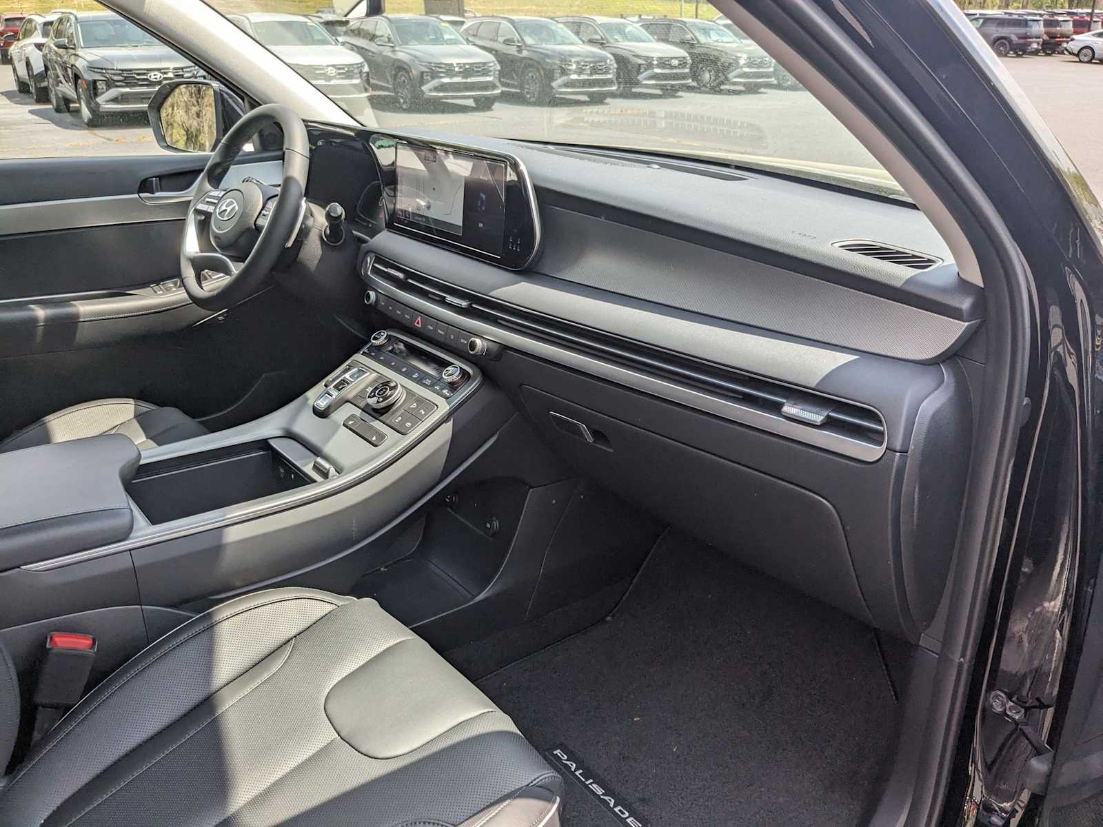 new 2025 Hyundai Palisade car, priced at $45,248