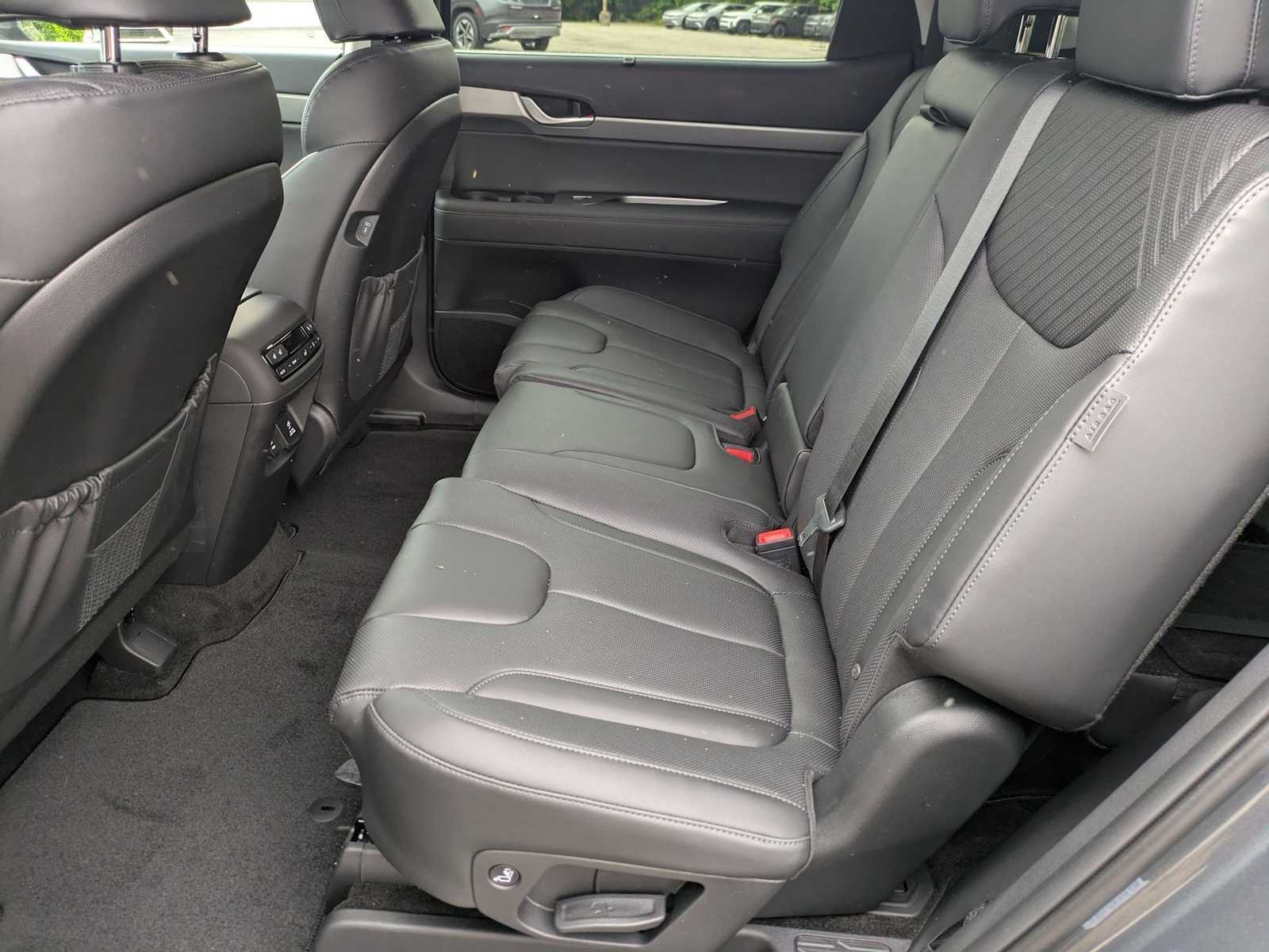 new 2025 Hyundai Palisade car, priced at $44,759