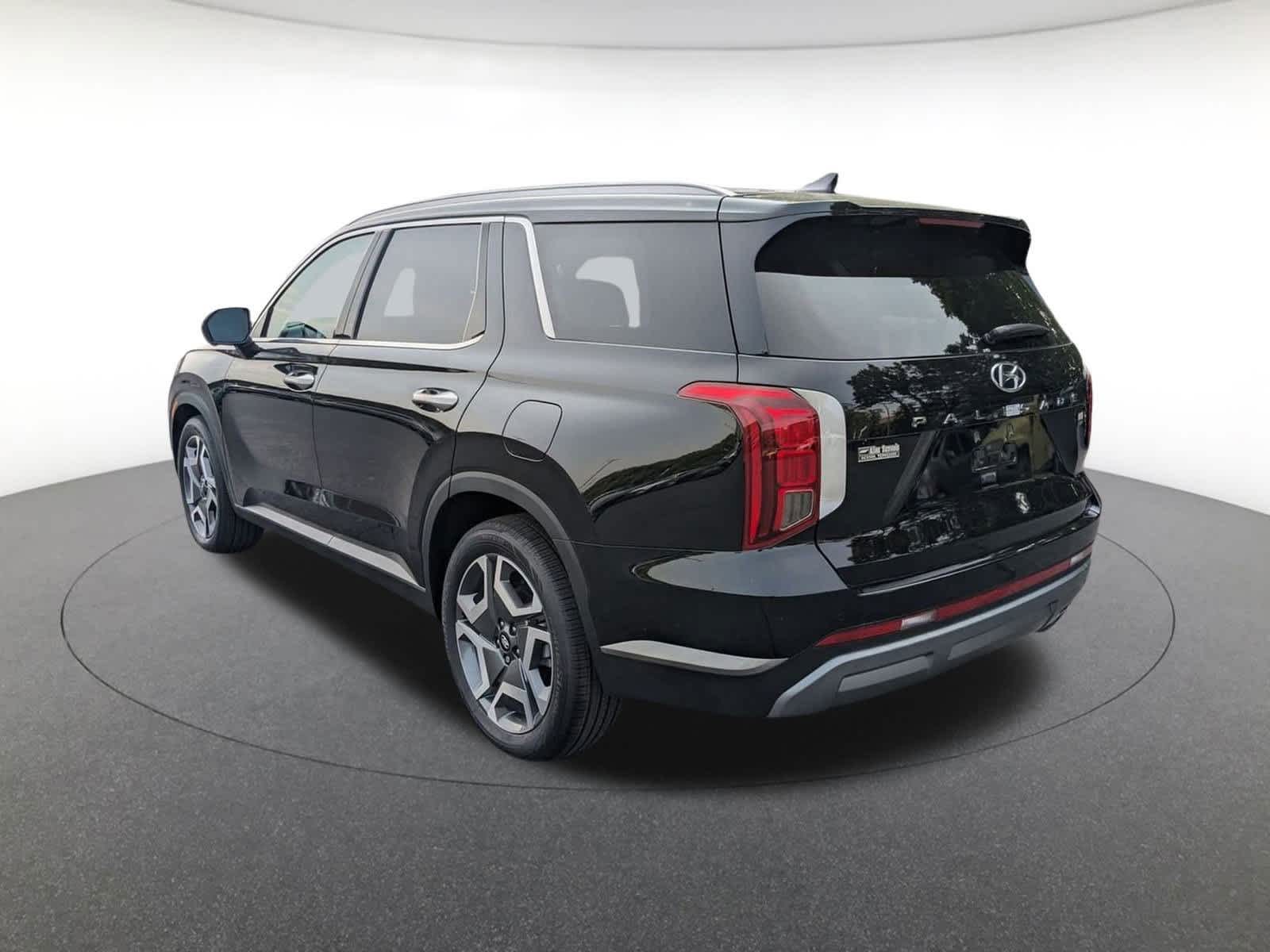 new 2025 Hyundai Palisade car, priced at $46,665