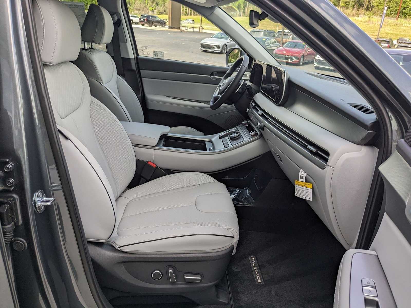 new 2025 Hyundai Palisade car, priced at $44,818