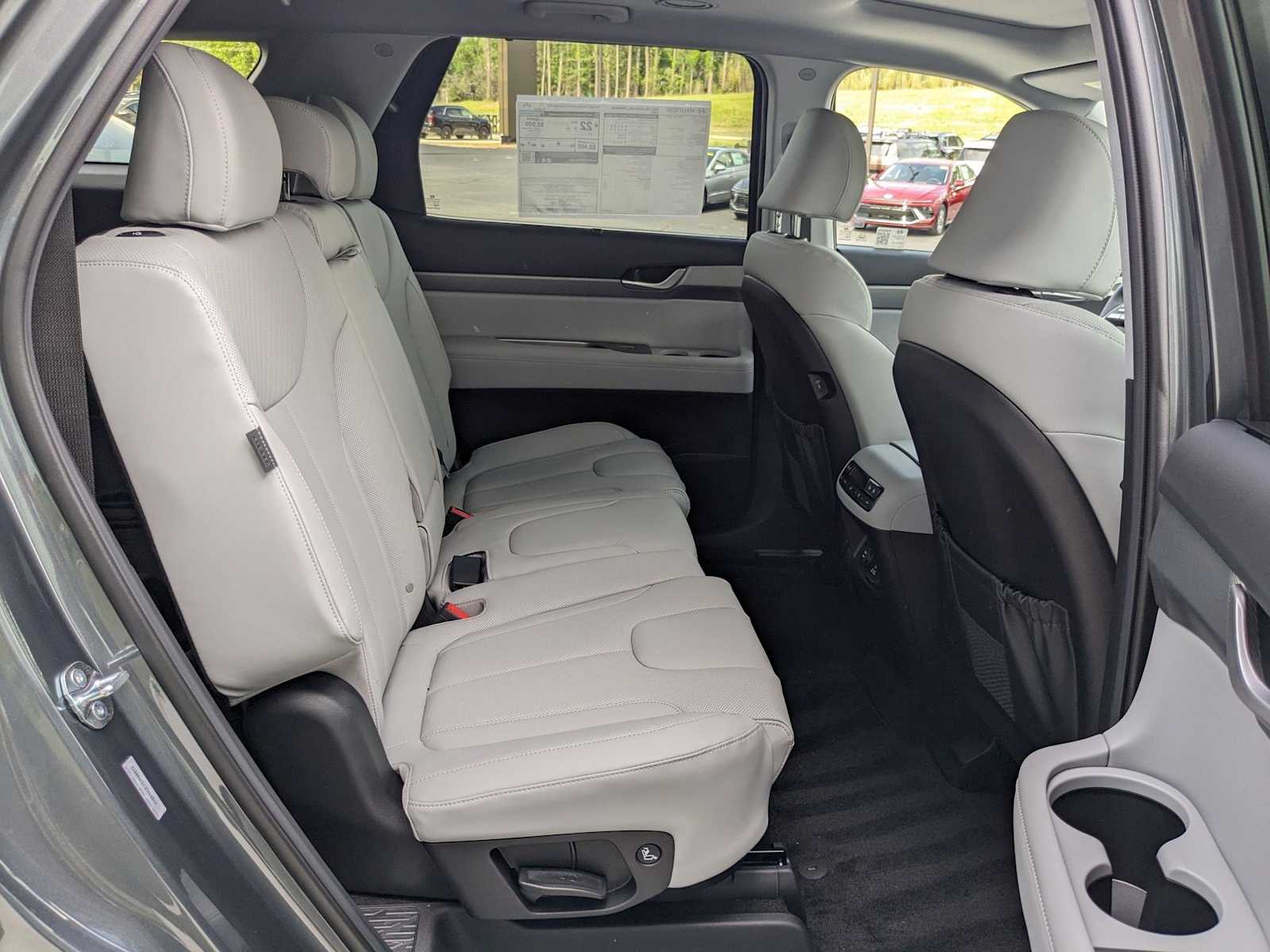 new 2025 Hyundai Palisade car, priced at $44,818