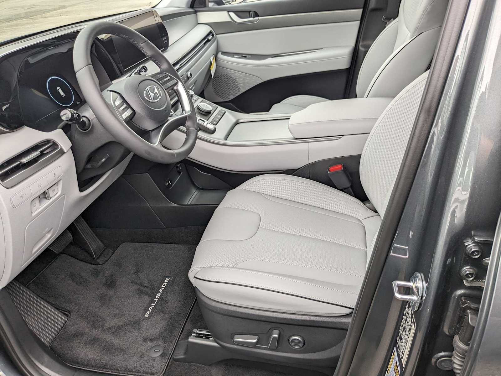 new 2025 Hyundai Palisade car, priced at $48,924