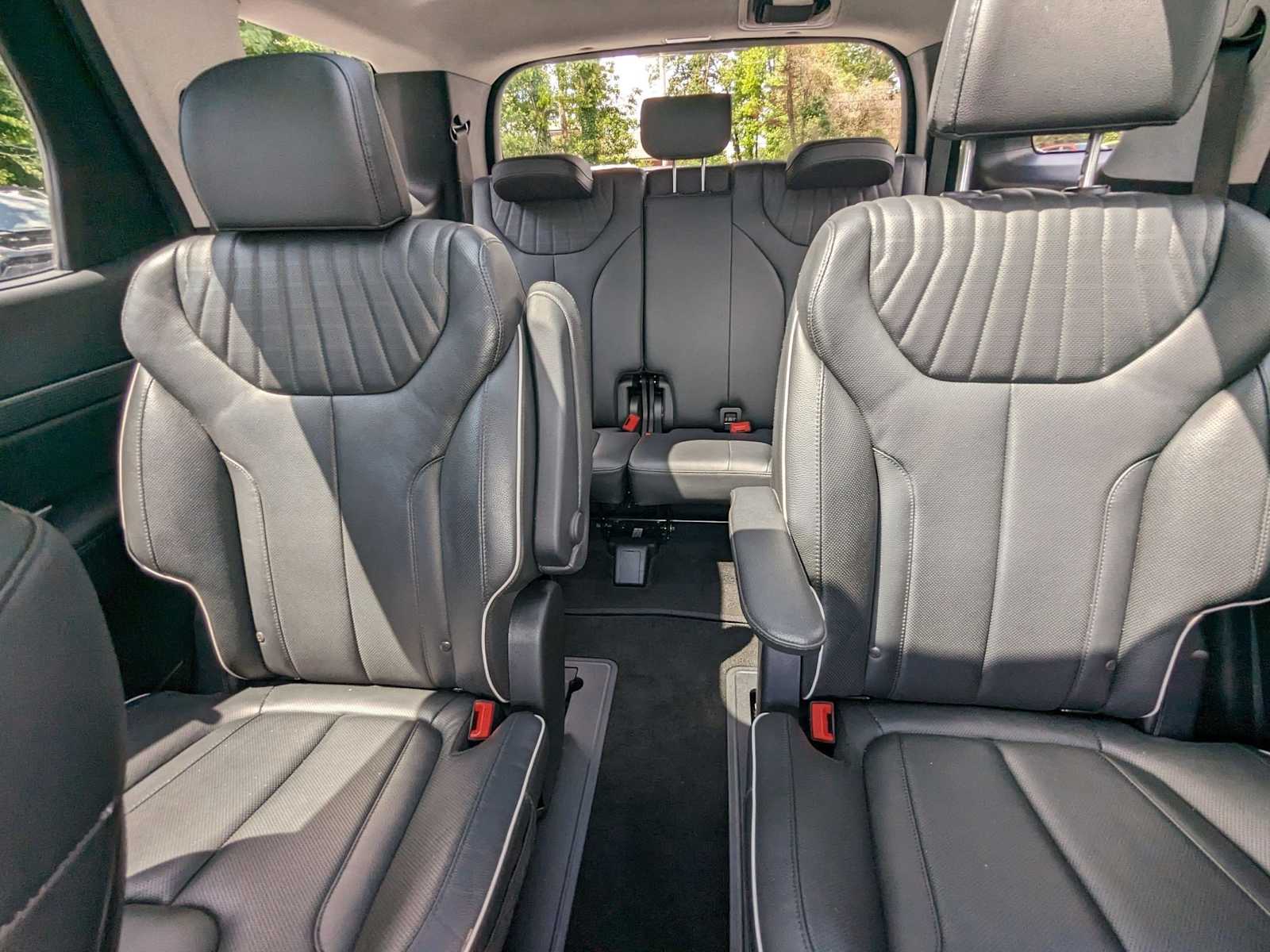 used 2024 Hyundai Palisade car, priced at $37,500