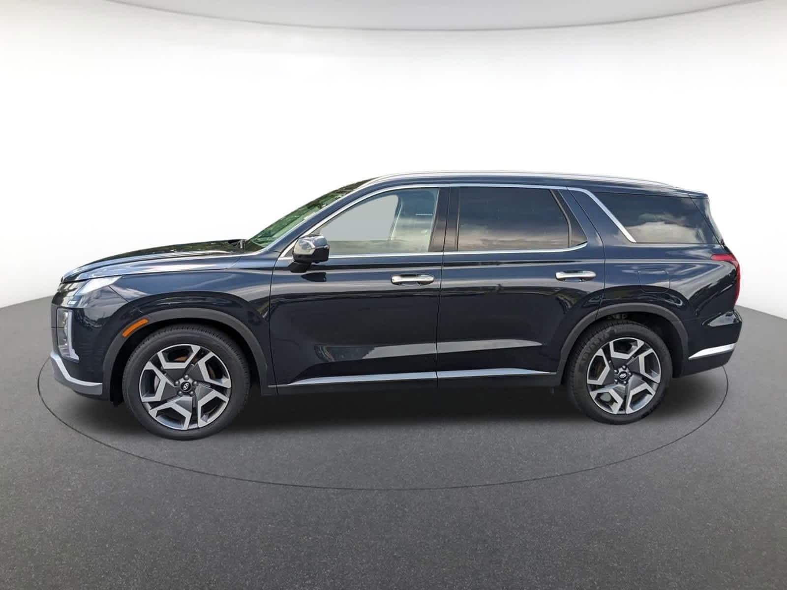 used 2024 Hyundai Palisade car, priced at $37,500