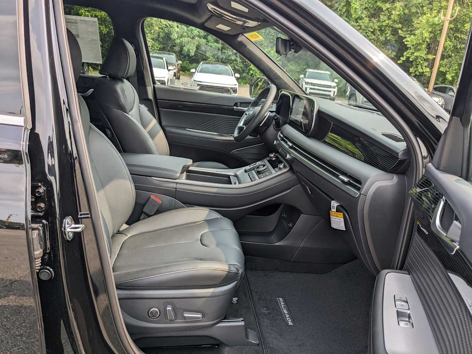 new 2025 Hyundai Palisade car, priced at $50,747