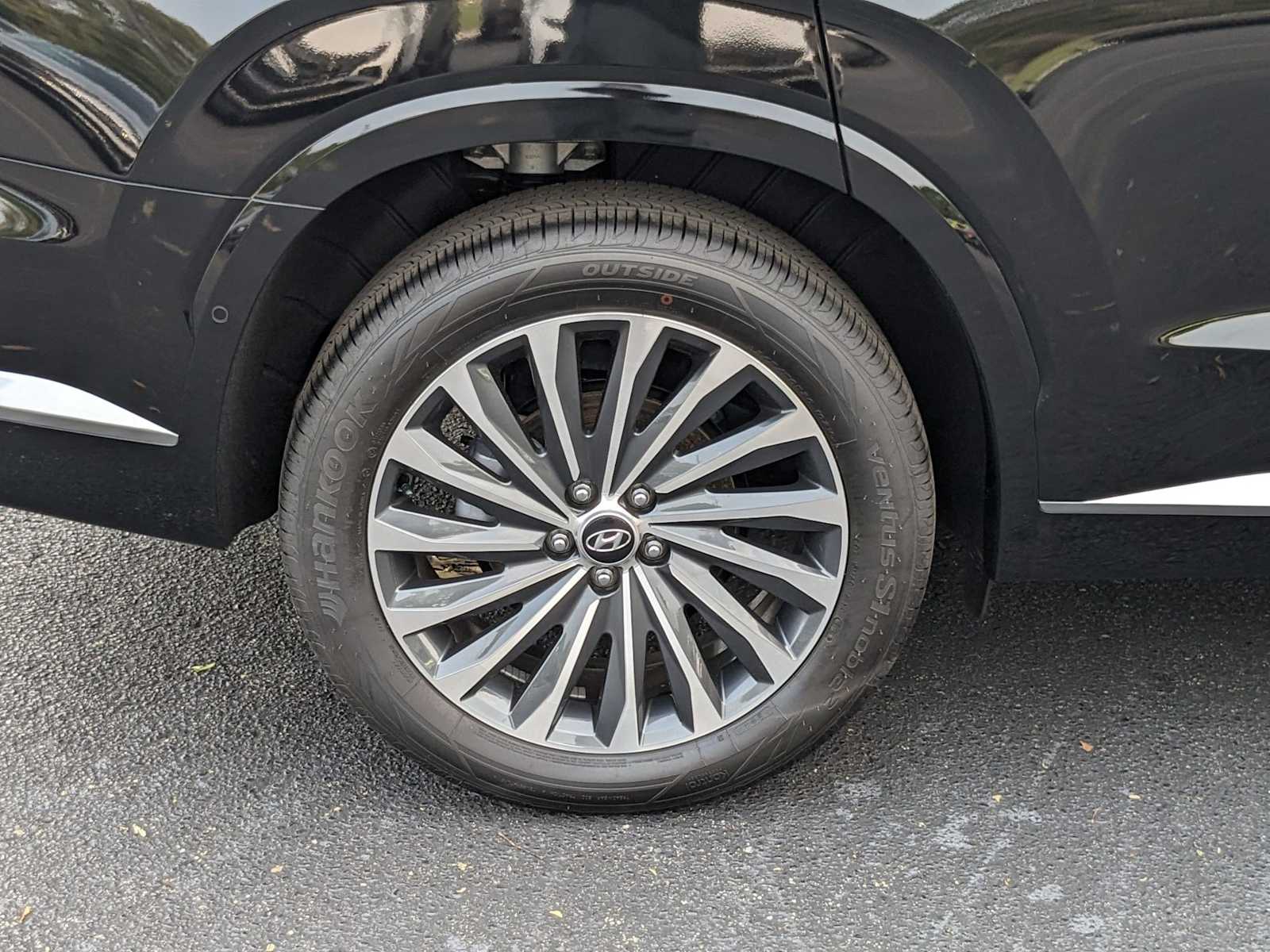 new 2025 Hyundai Palisade car, priced at $53,415