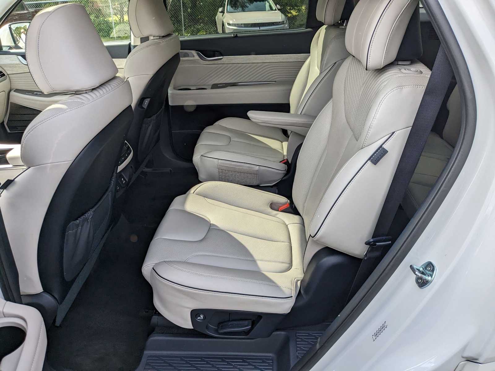 used 2024 Hyundai Palisade car, priced at $39,900