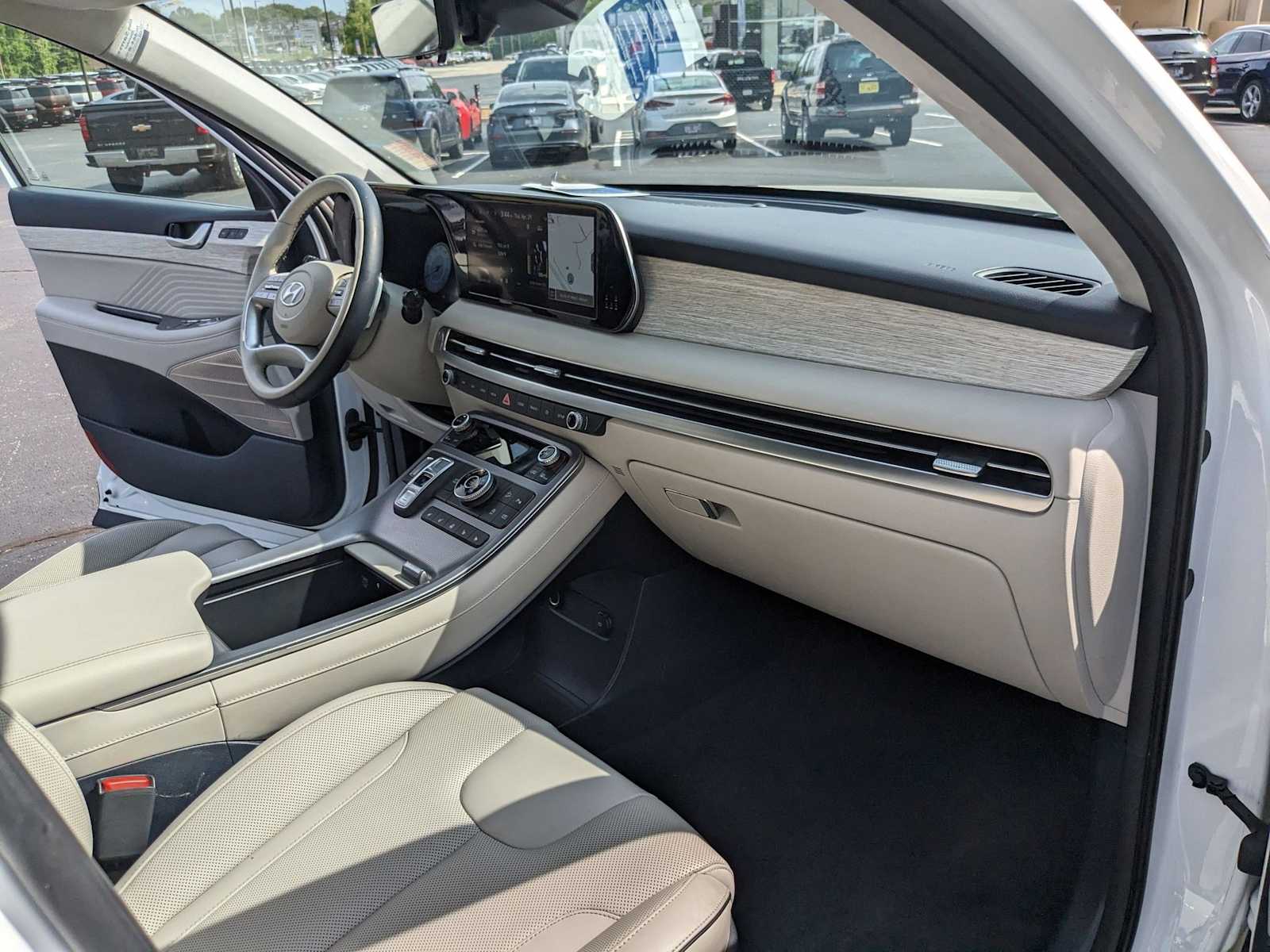 used 2024 Hyundai Palisade car, priced at $39,900
