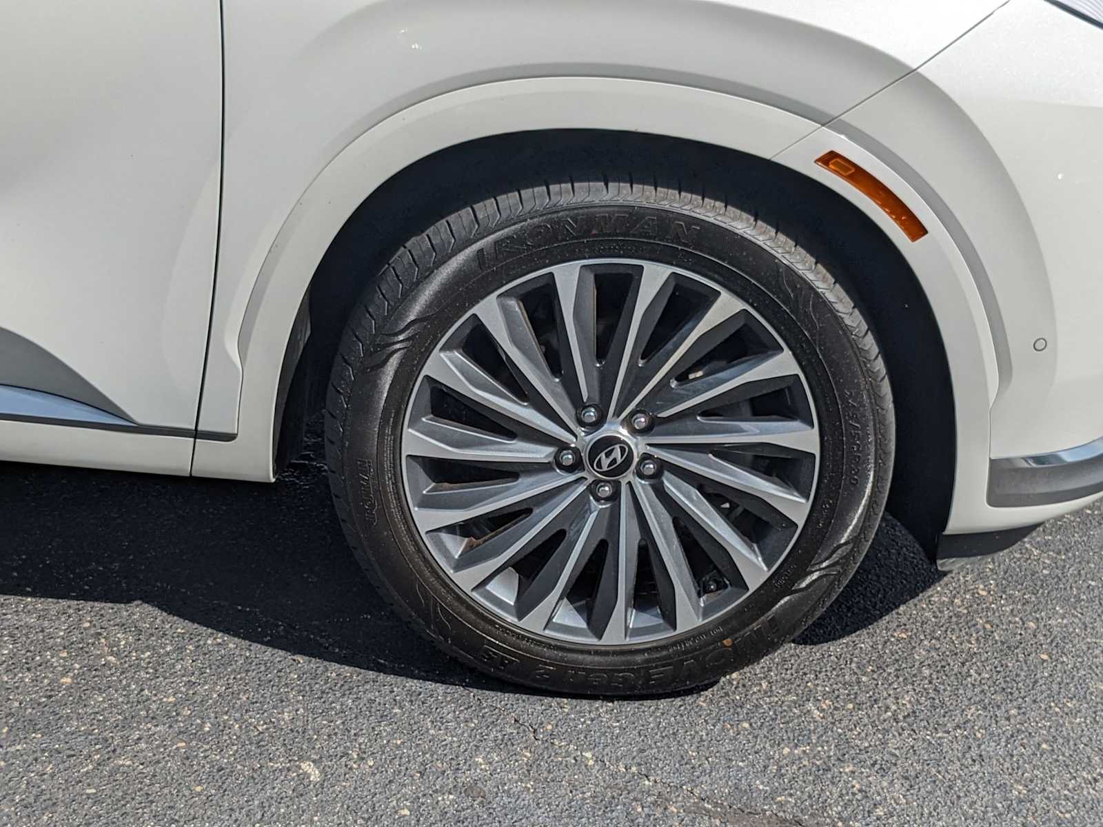 used 2024 Hyundai Palisade car, priced at $39,900